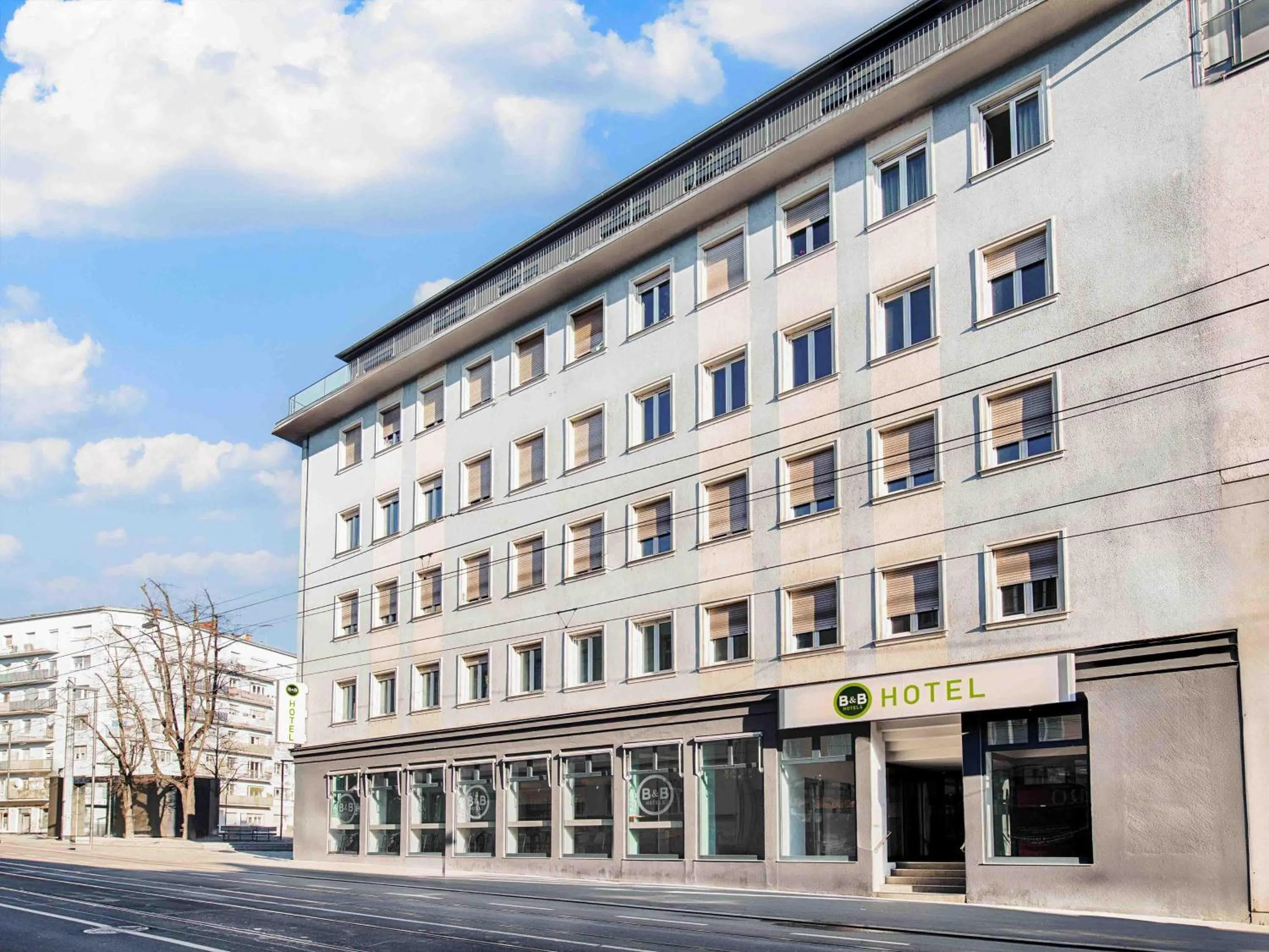Property building in B&B Hotel Graz-Hbf