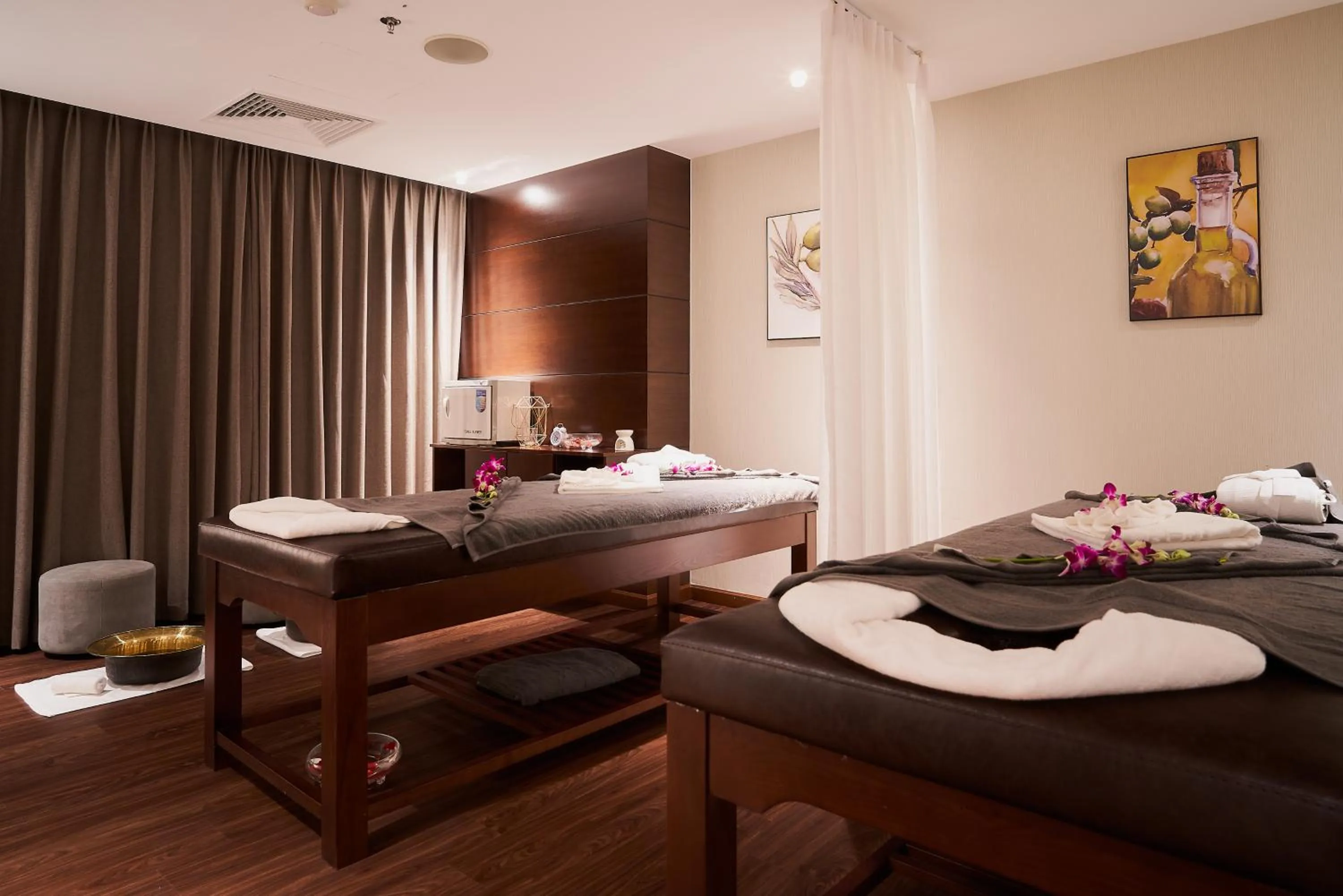 Massage, Bed in Mandala Hotel & Spa Bac Ninh