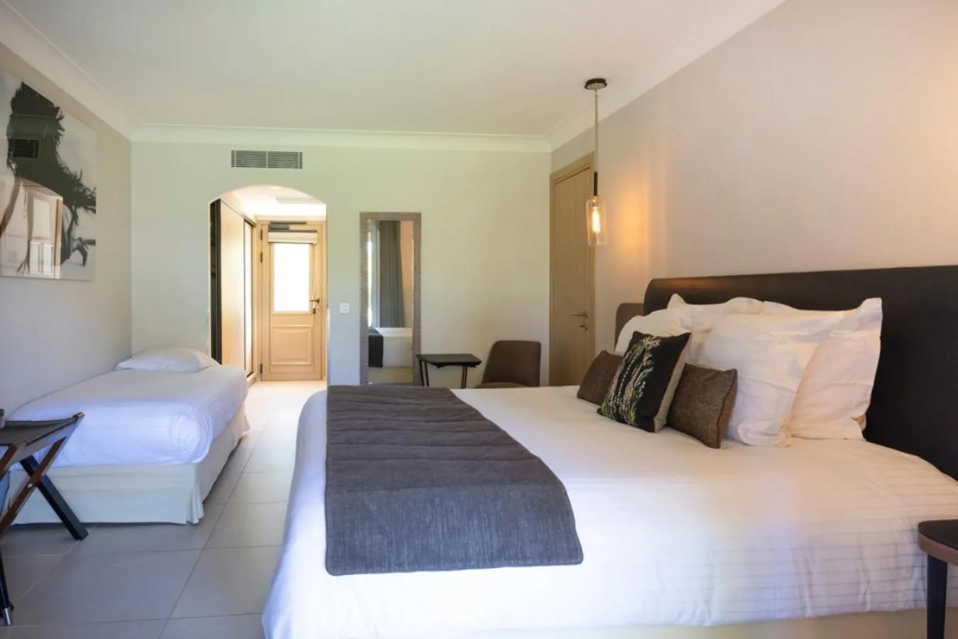 Bed in Hotel La Garbine