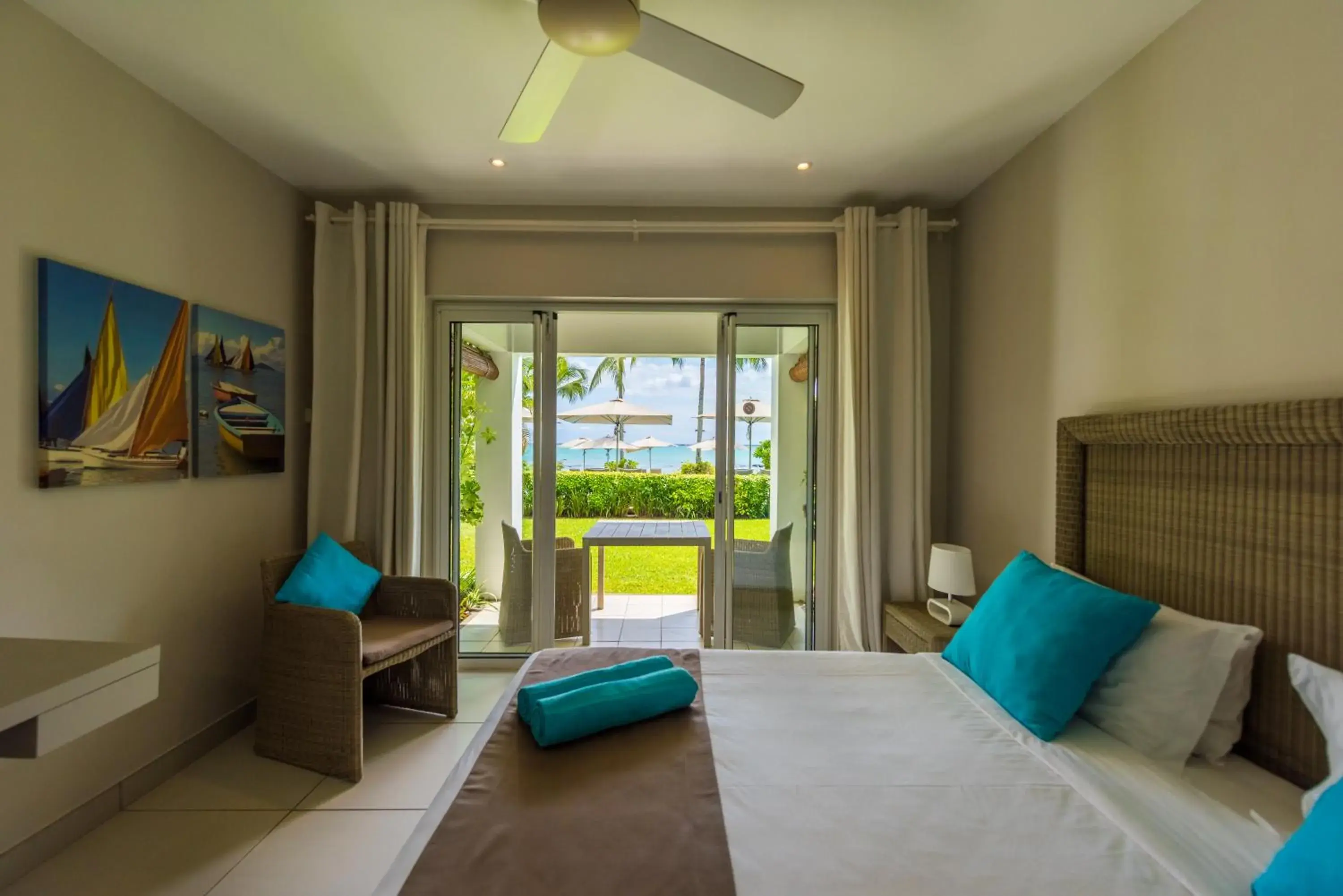 Photo of the whole room, Bed in Mon Choisy Beach R.