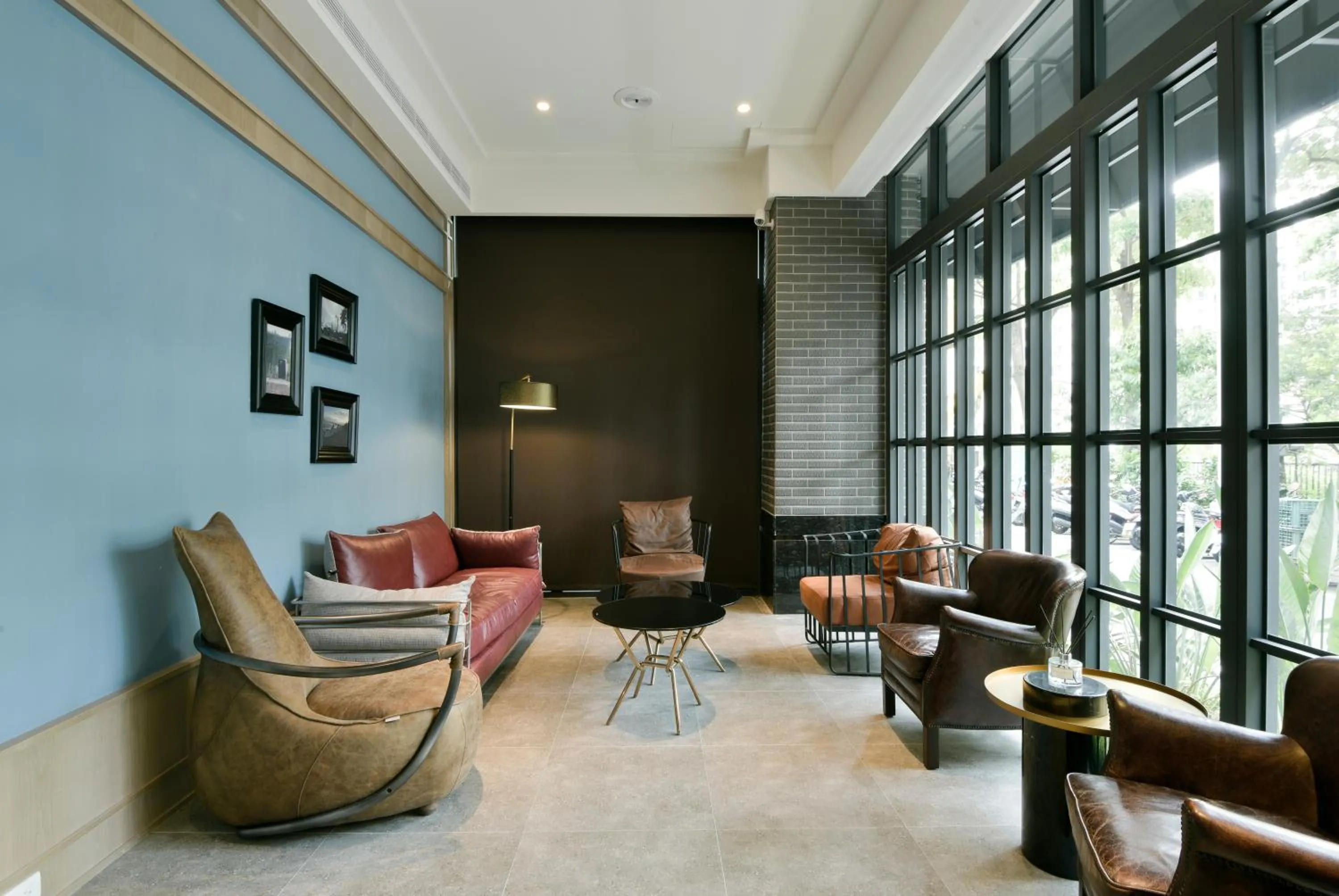 Communal lounge/ TV room in Hotel Kuei