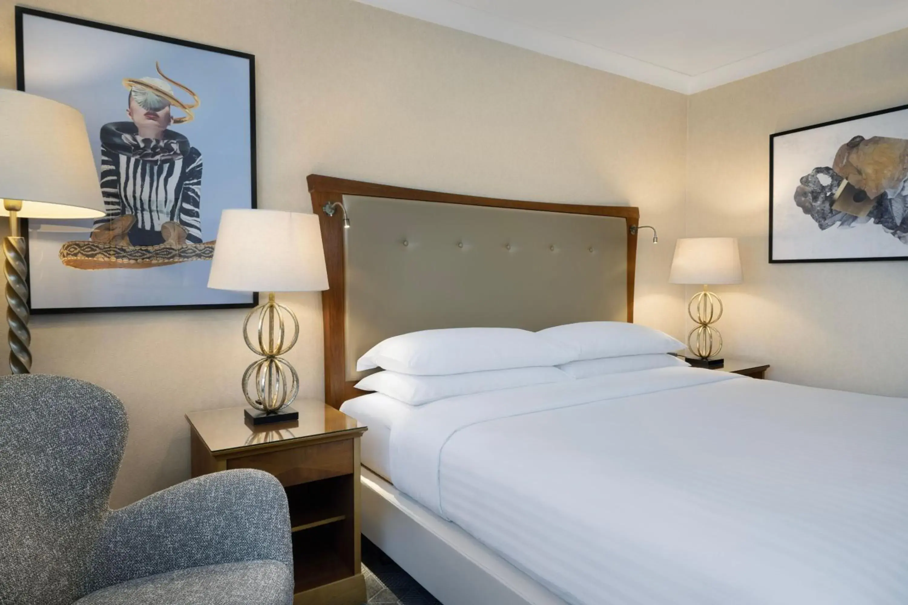 Superior King Room in Delta Hotels by Marriott Swindon Superior King Room in Delta Hotels by Marriott Swindon