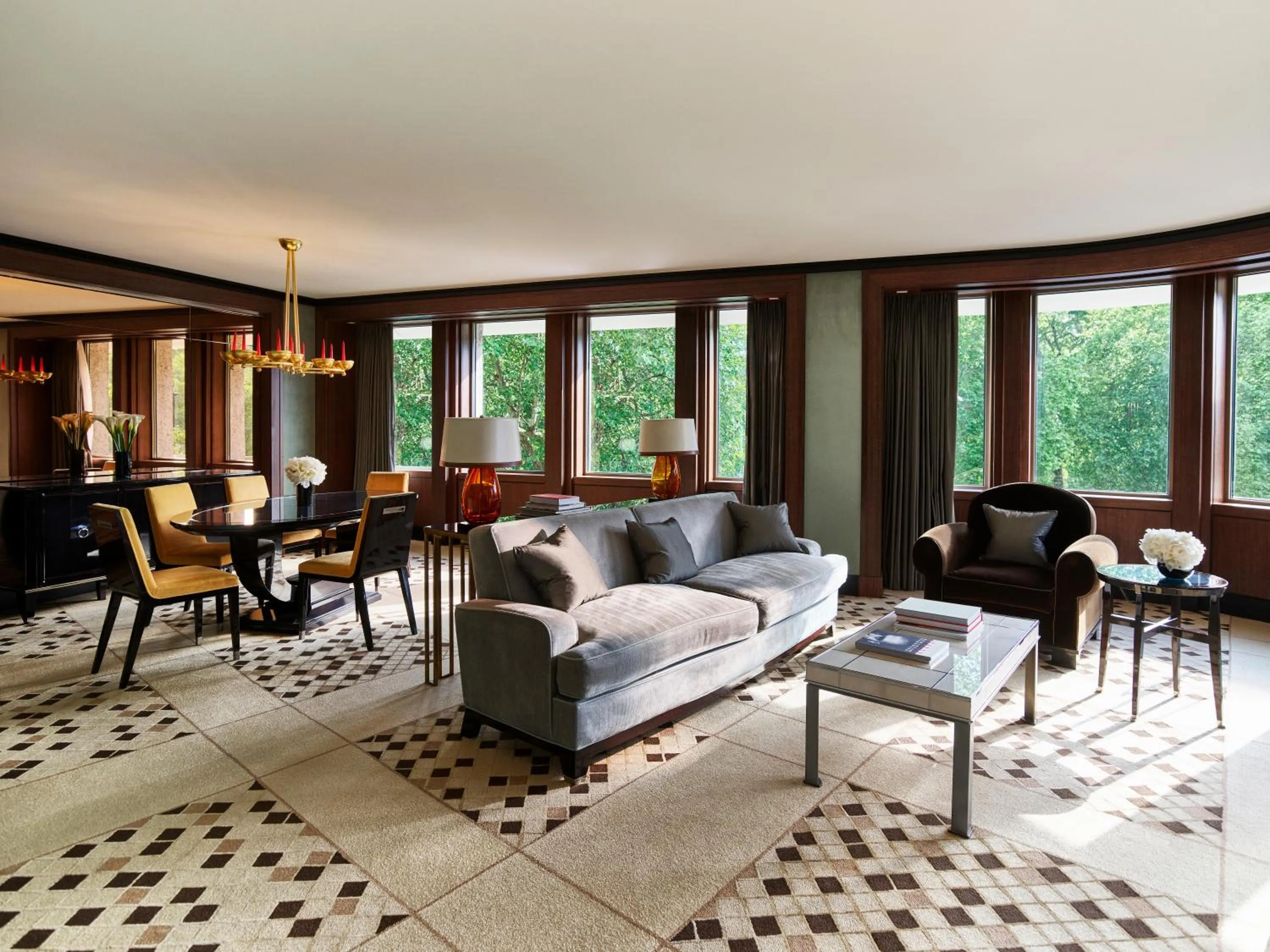 Living room in 45 Park Lane - Dorchester Collection