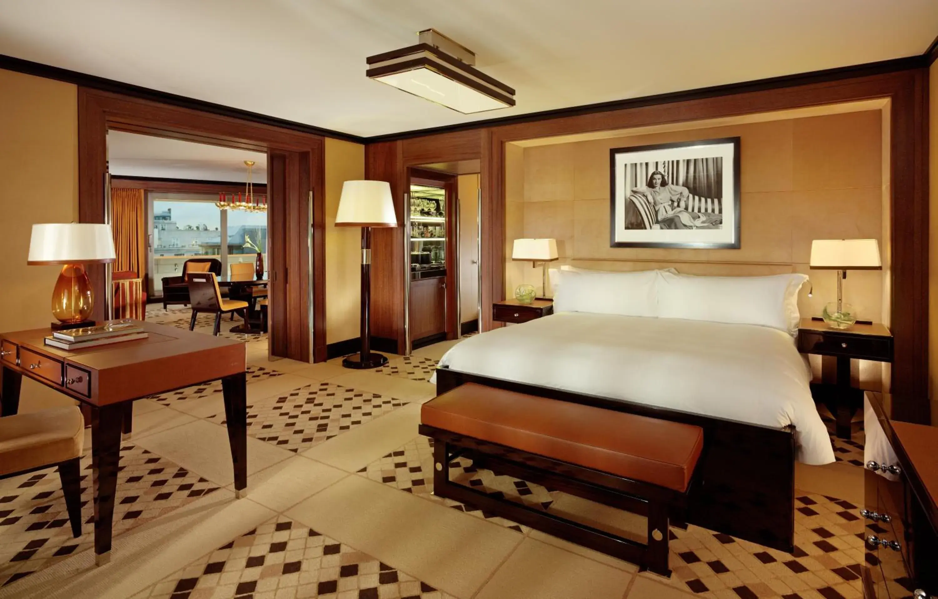 Bed in 45 Park Lane - Dorchester Collection Bed in 45 Park Lane - Dorchester Collection