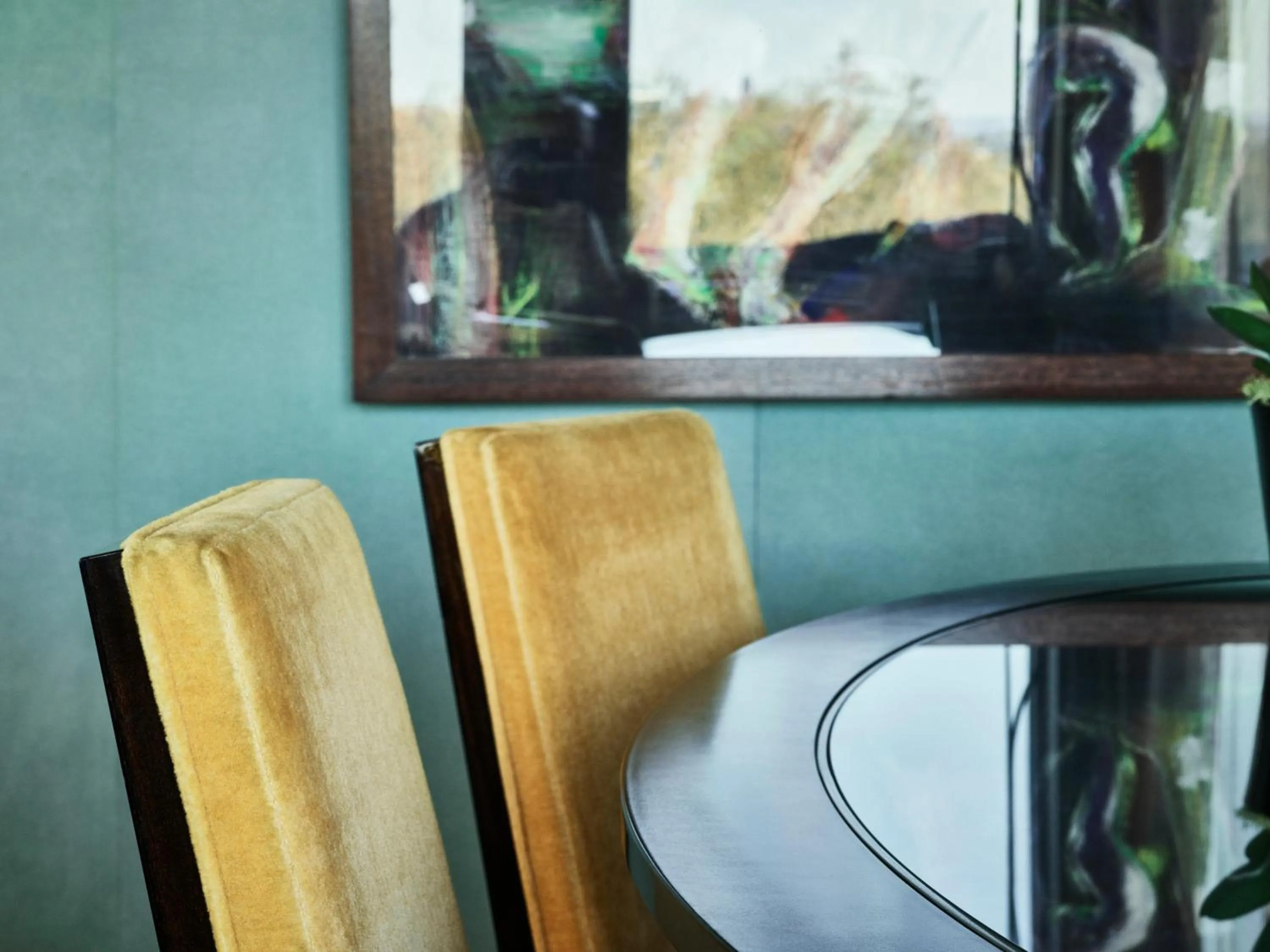 Dining area in 45 Park Lane - Dorchester Collection