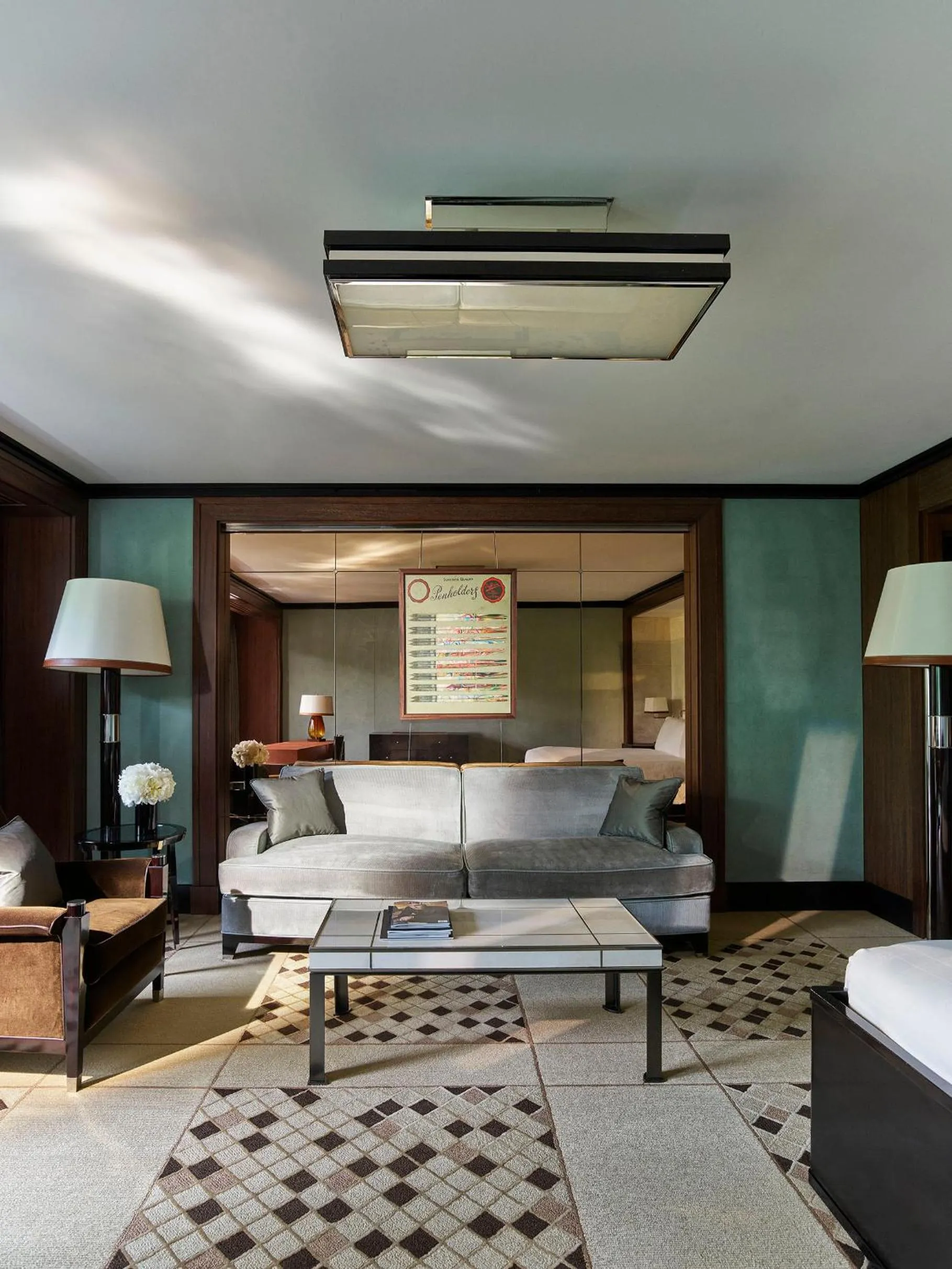 Bed in 45 Park Lane - Dorchester Collection