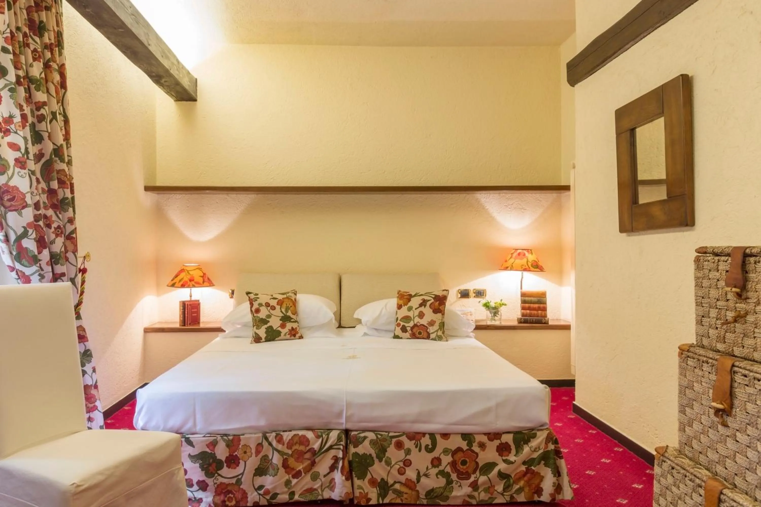 Decorative detail, Bed in La Meridiana ReIais & Chateaux