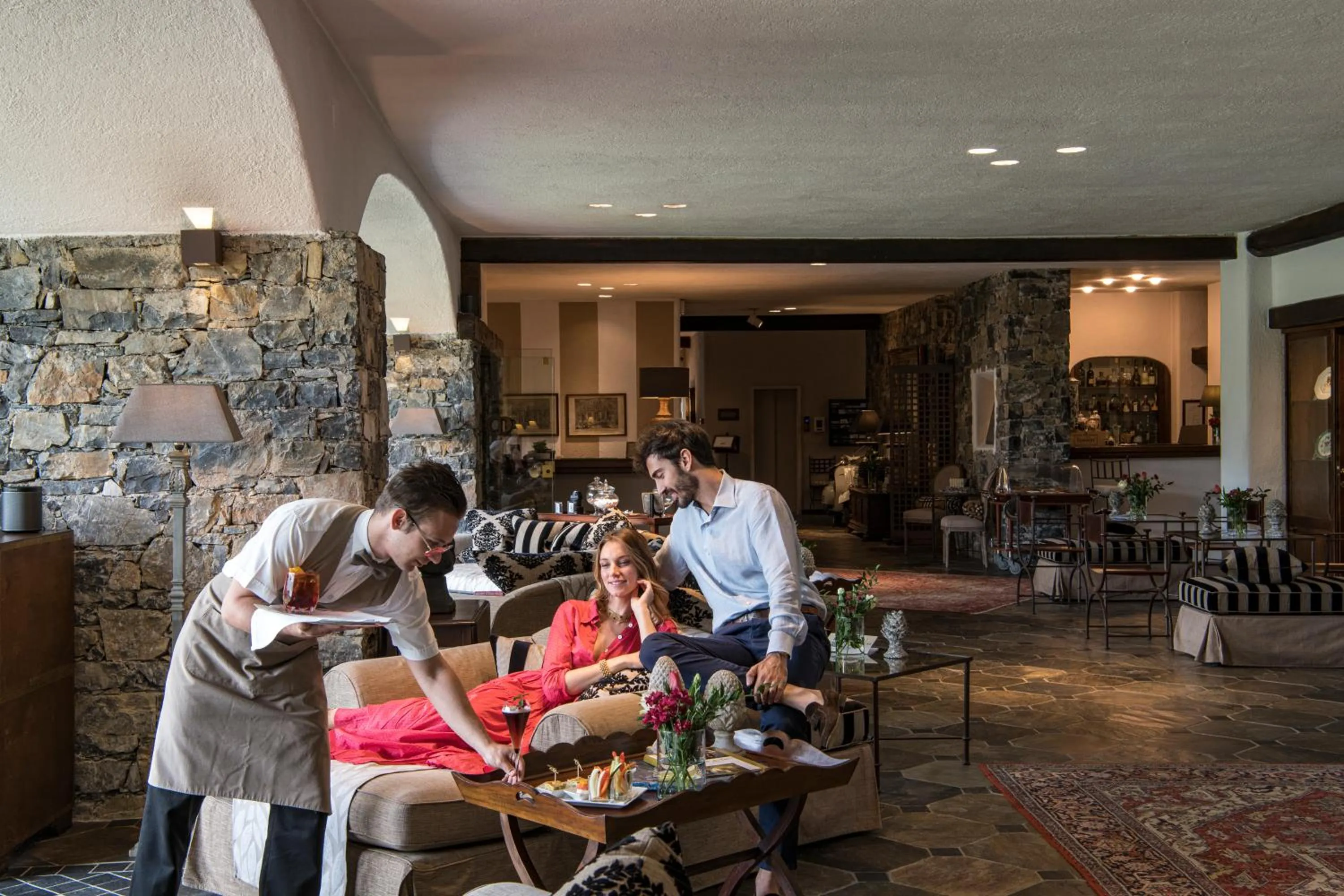 Lounge or bar in La Meridiana ReIais & Chateaux