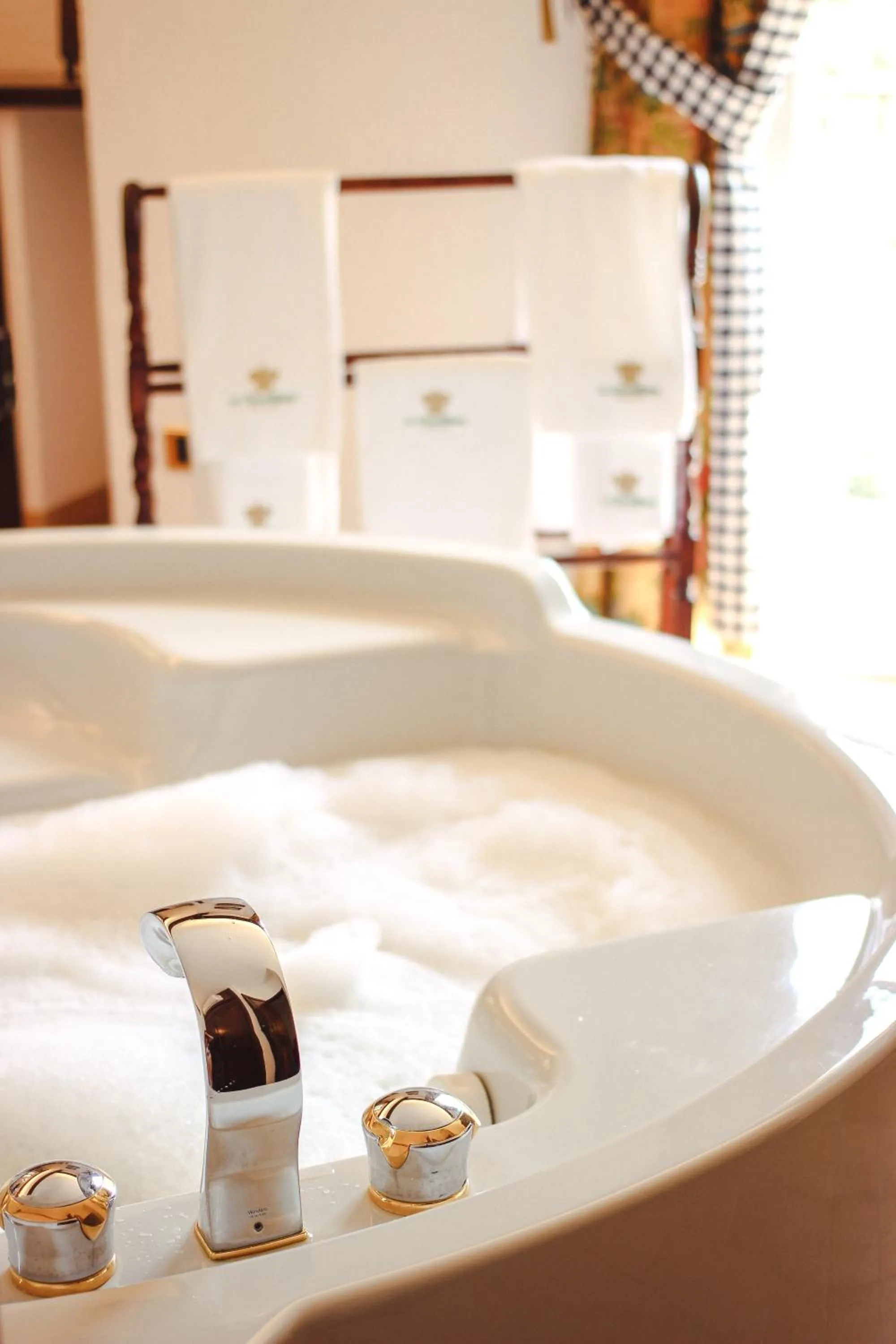 Bath in La Meridiana ReIais & Chateaux