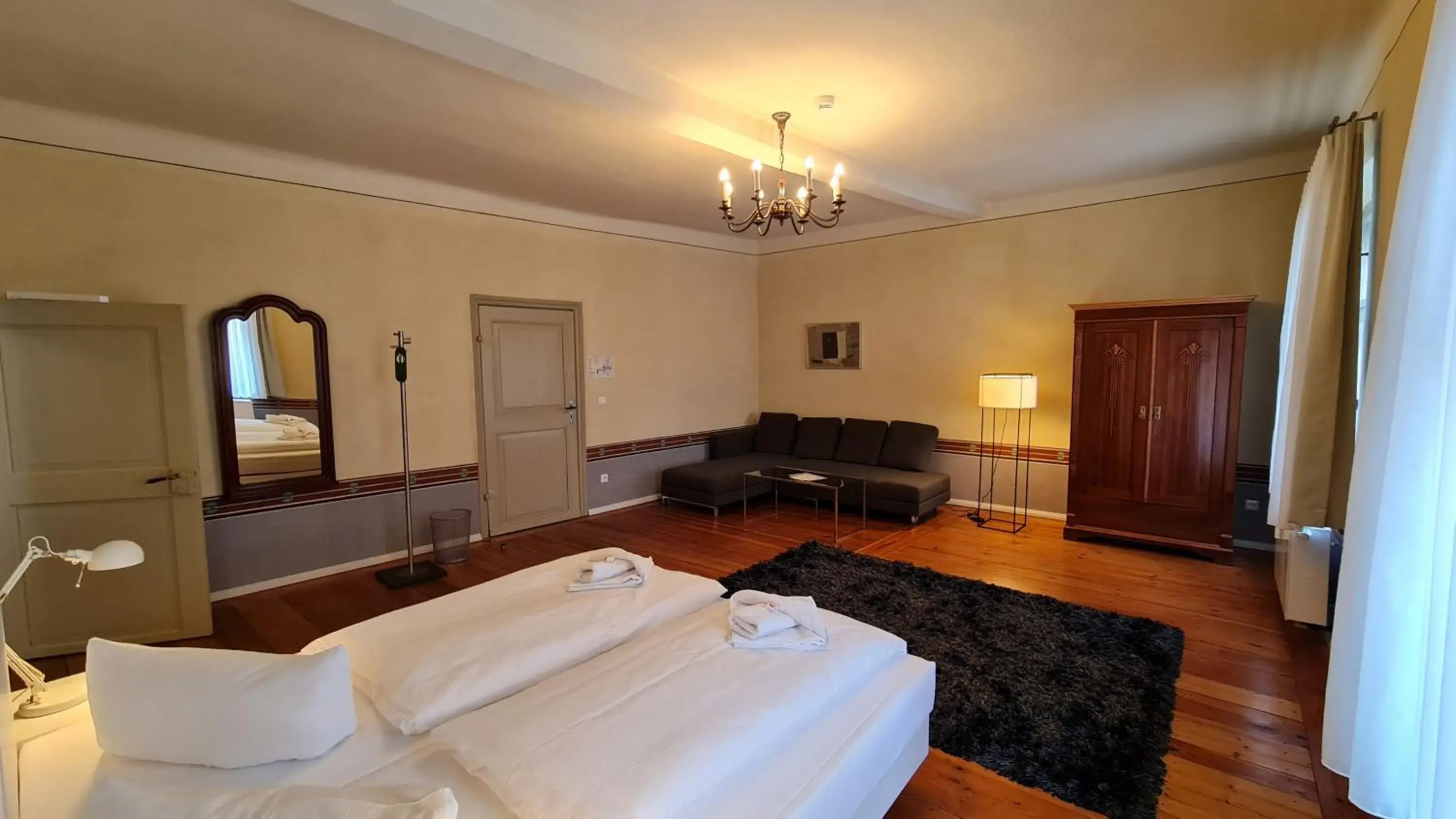 Photo of the whole room, Bed in Hotel Cranach-Herberge City Centre Photo of the whole room, Bed in Hotel Cranach-Herberge City Centre