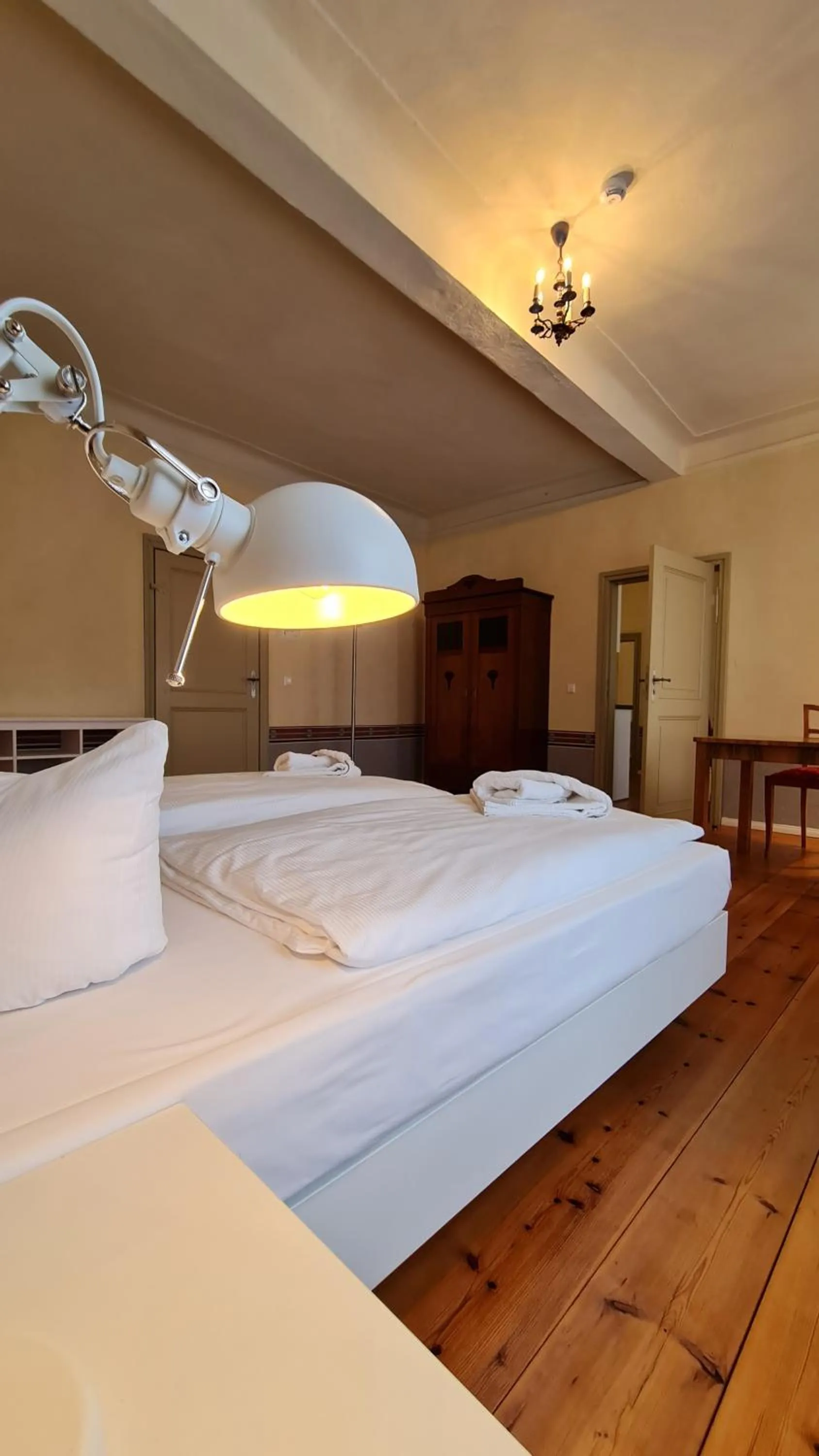 Bed in Hotel Cranach-Herberge City Centre