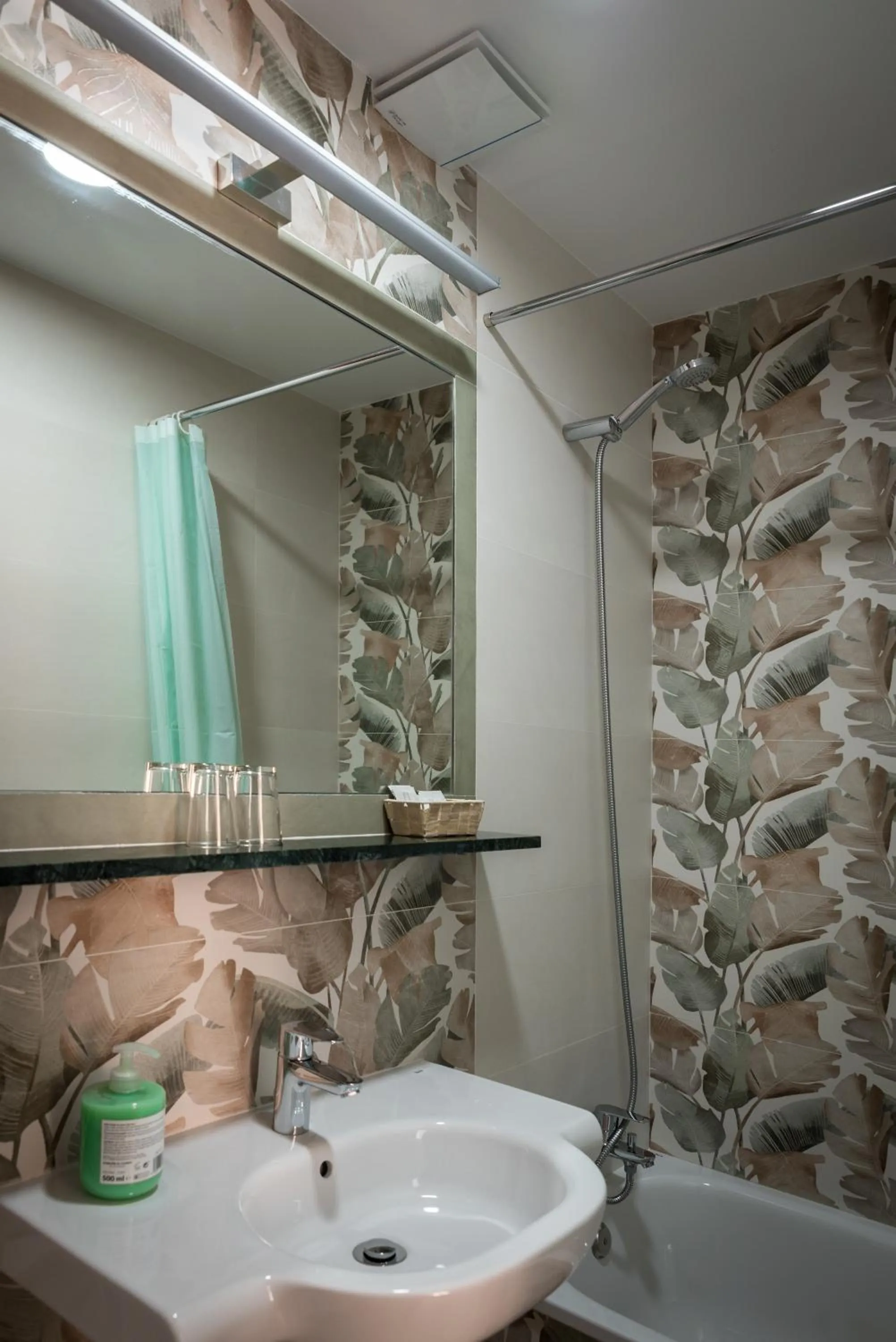 Bathroom in Hostal San Antonio