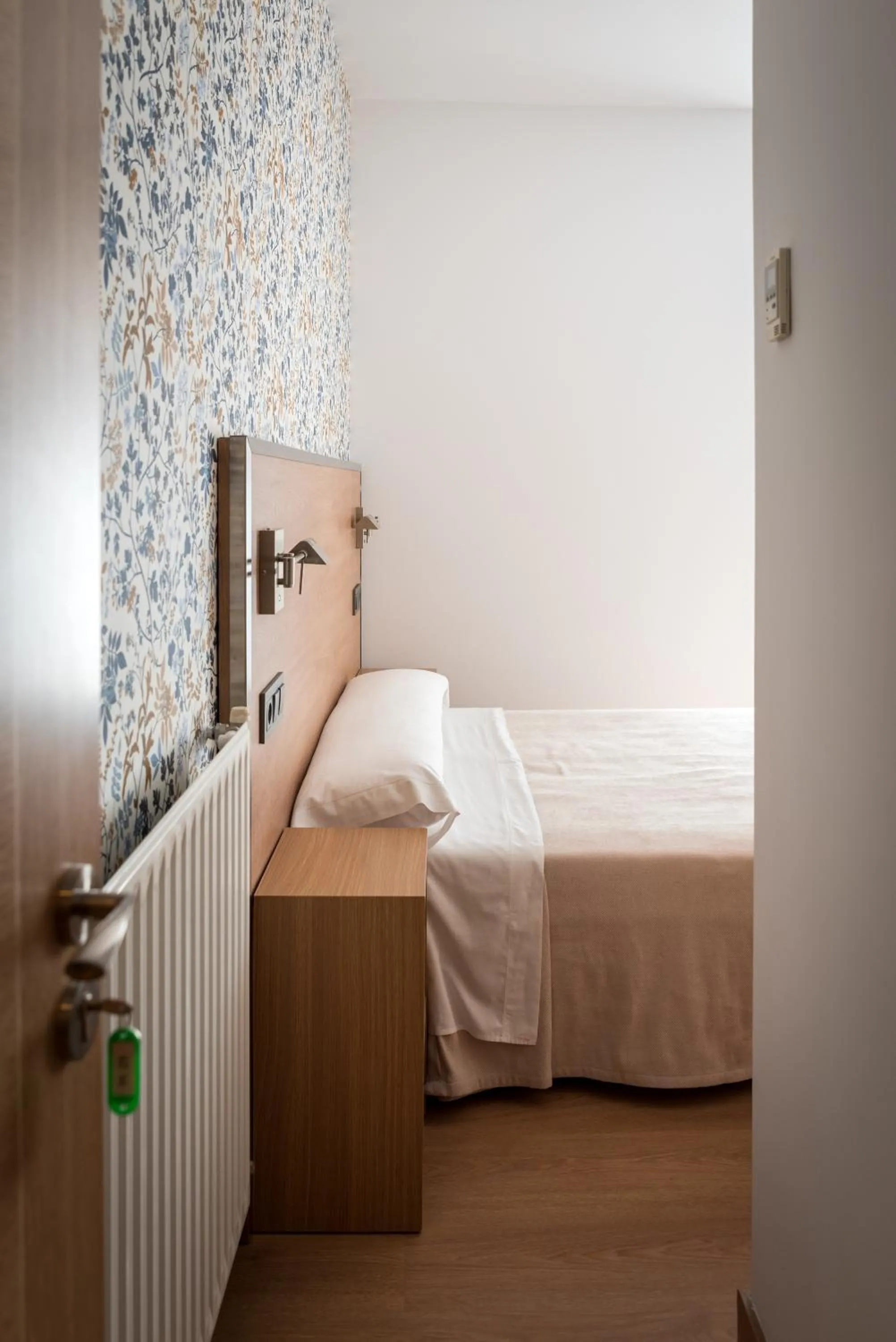 Bedroom, Bed in Hostal San Antonio