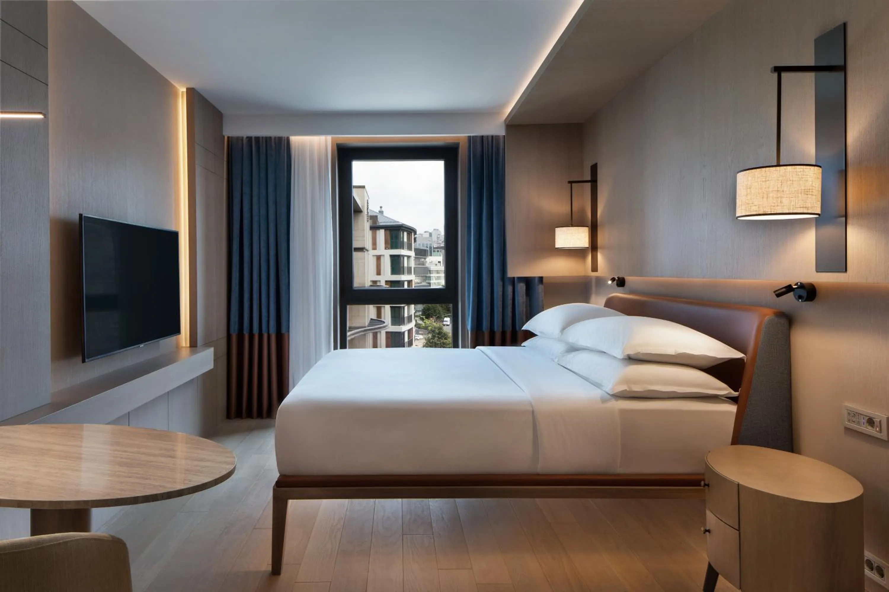 Bedroom, Bed in Sheraton Istanbul City Center