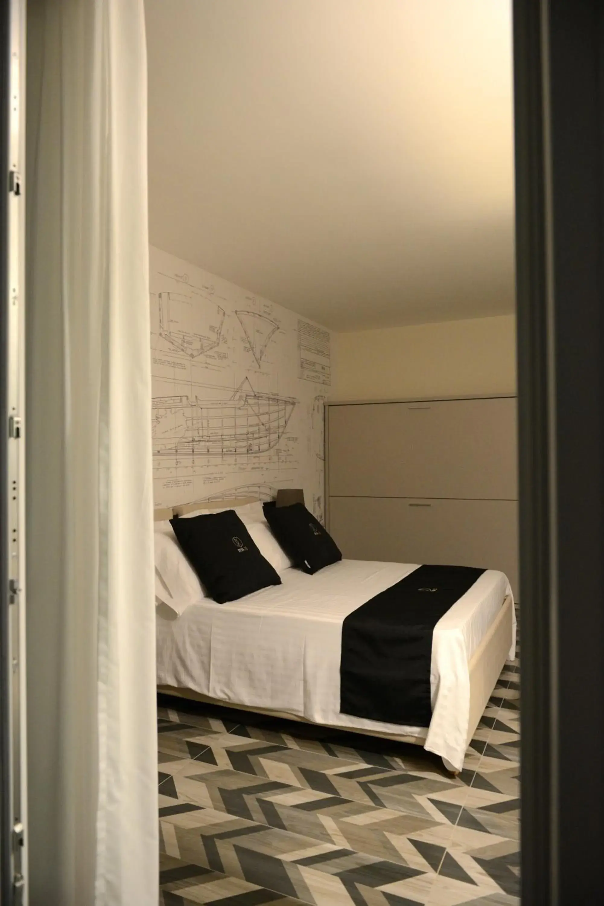 Deluxe room with balcony in Riva 33 Deluxe room with balcony in Riva 33