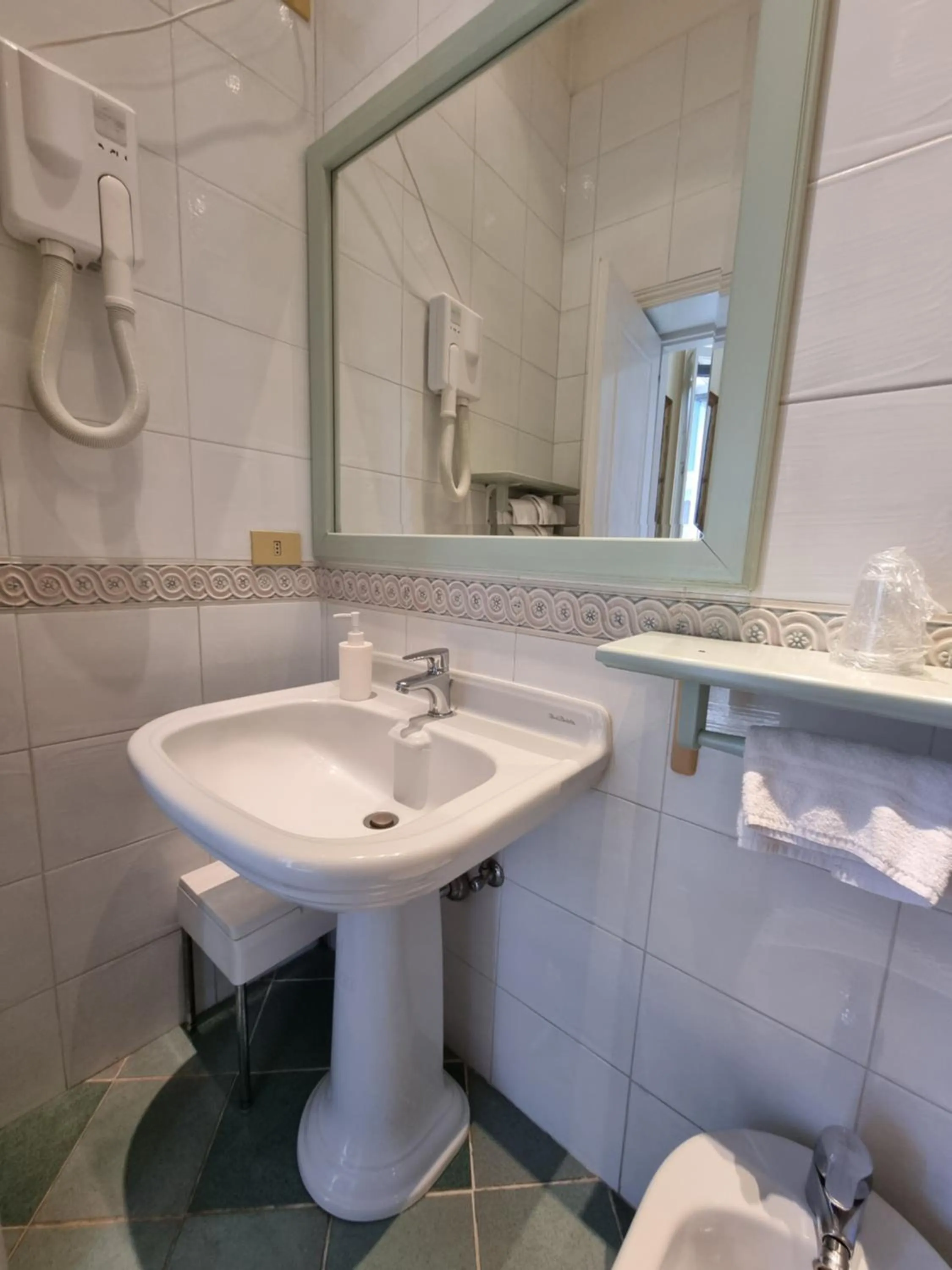 Shower in Albergo Il Marzocco - Hotel dal 1860