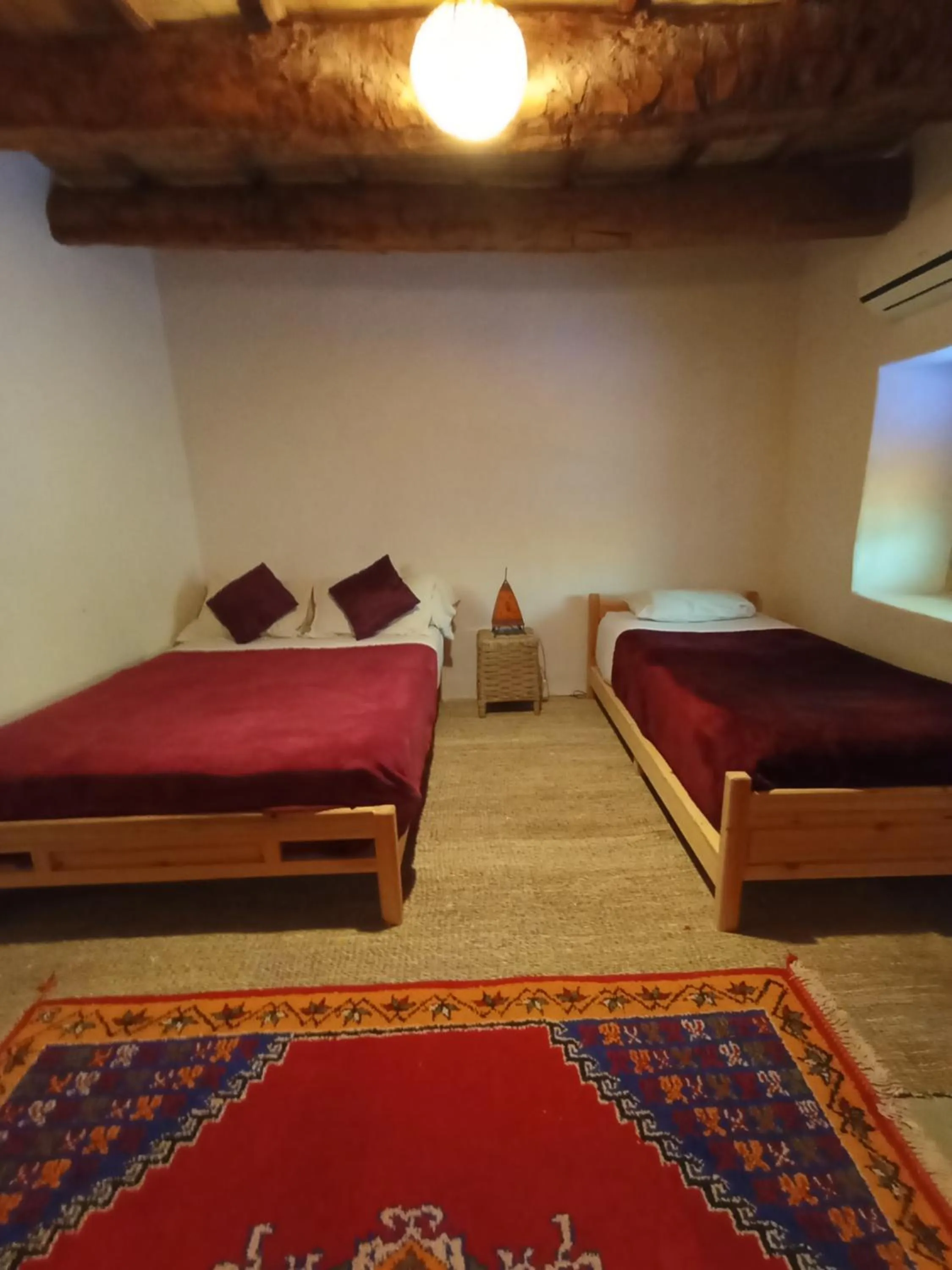 Photo of the whole room, Bed in Kasbah Auberge Bassou