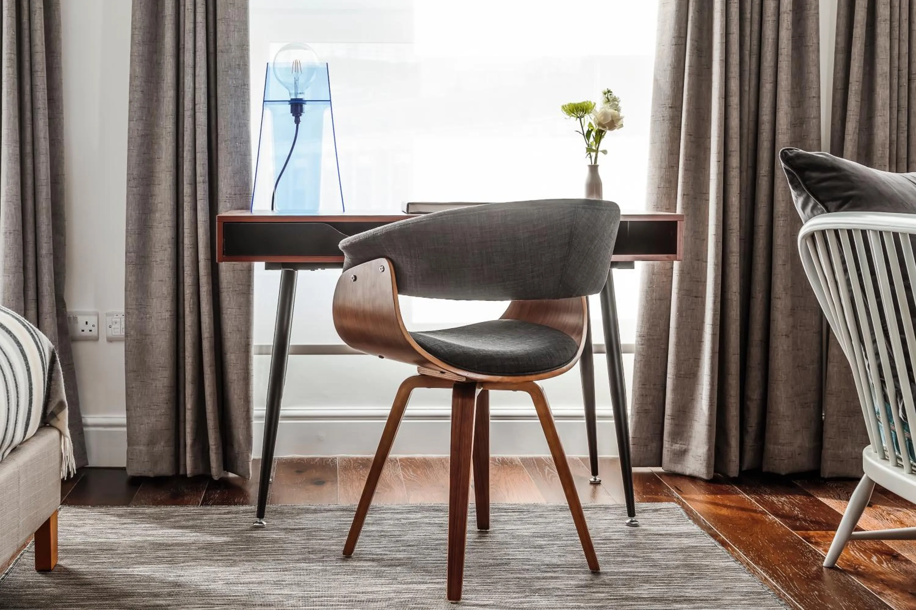 Bed in The Knaresborough by Nestor