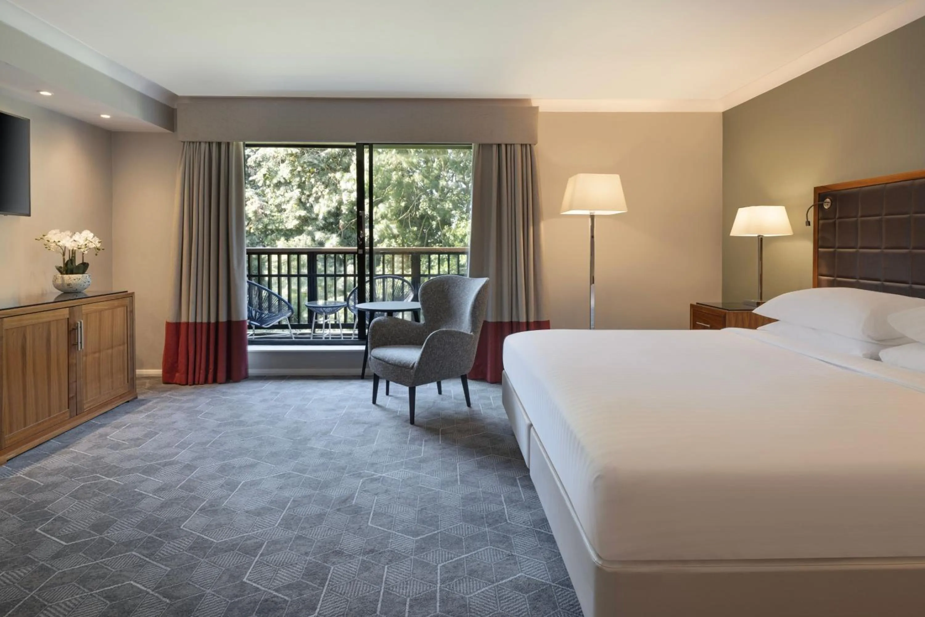 Bedroom, Bed in Delta Hotels by Marriott Peterborough