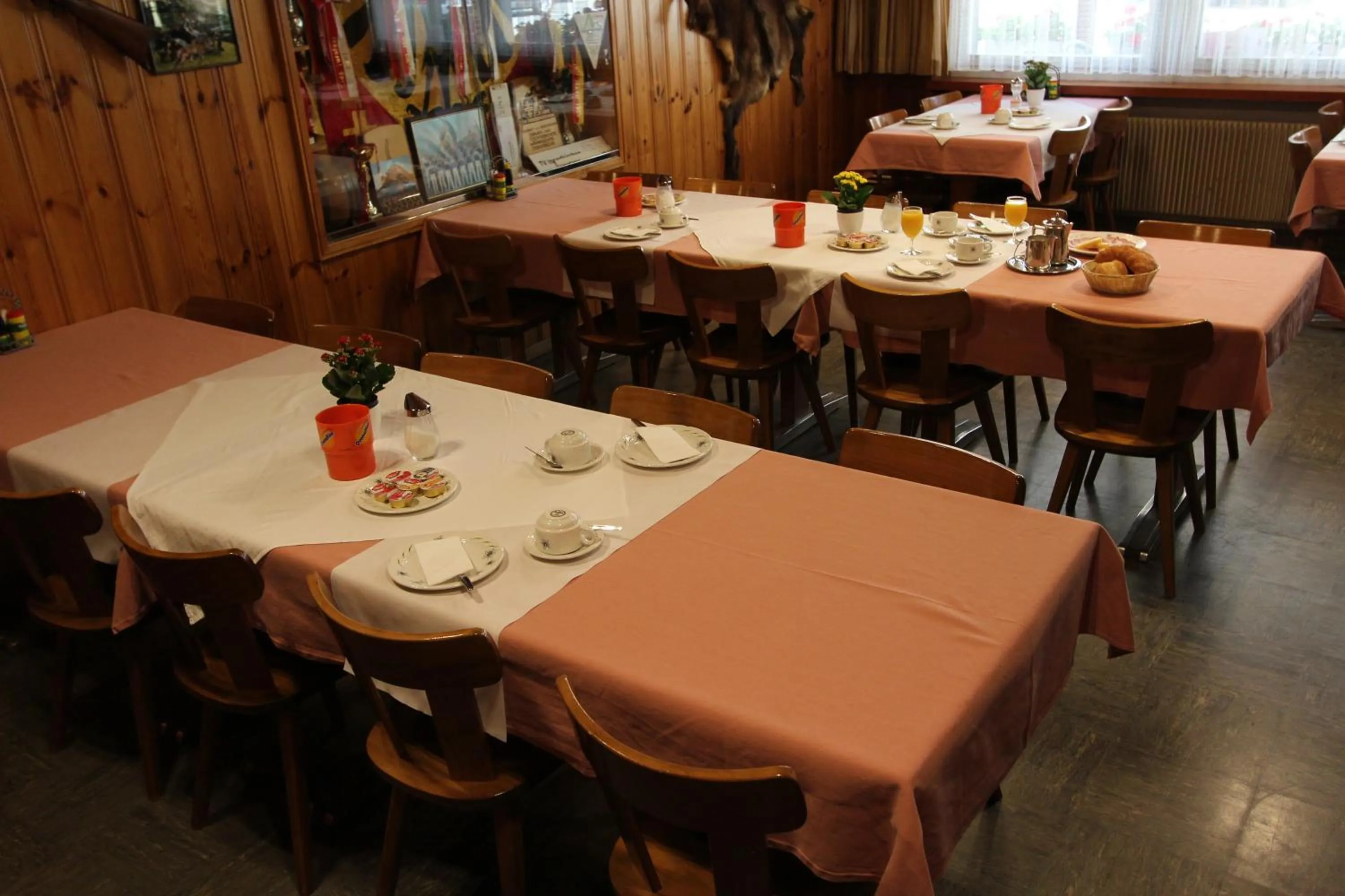 Continental breakfast in Hotel-Restaurant Alpina