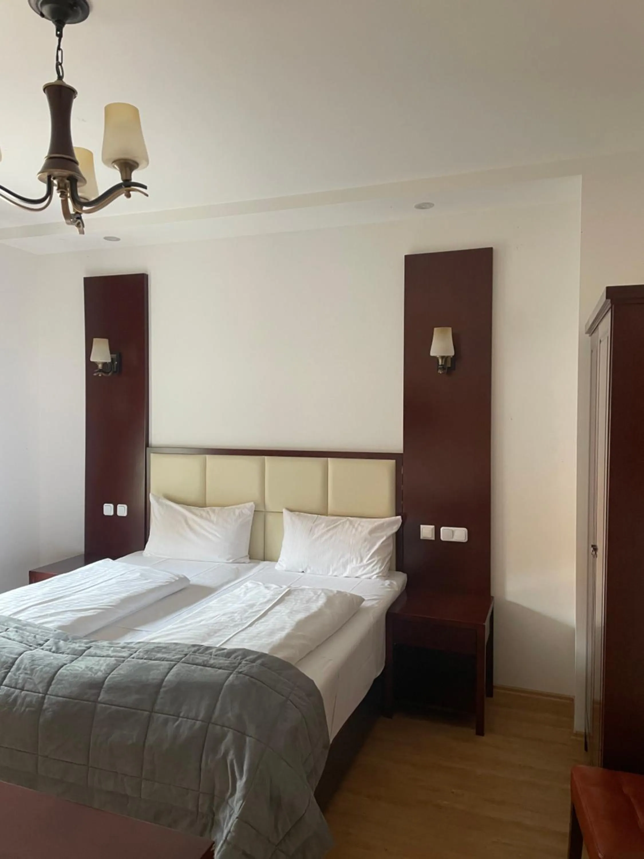 Bed in Hotel Melissa