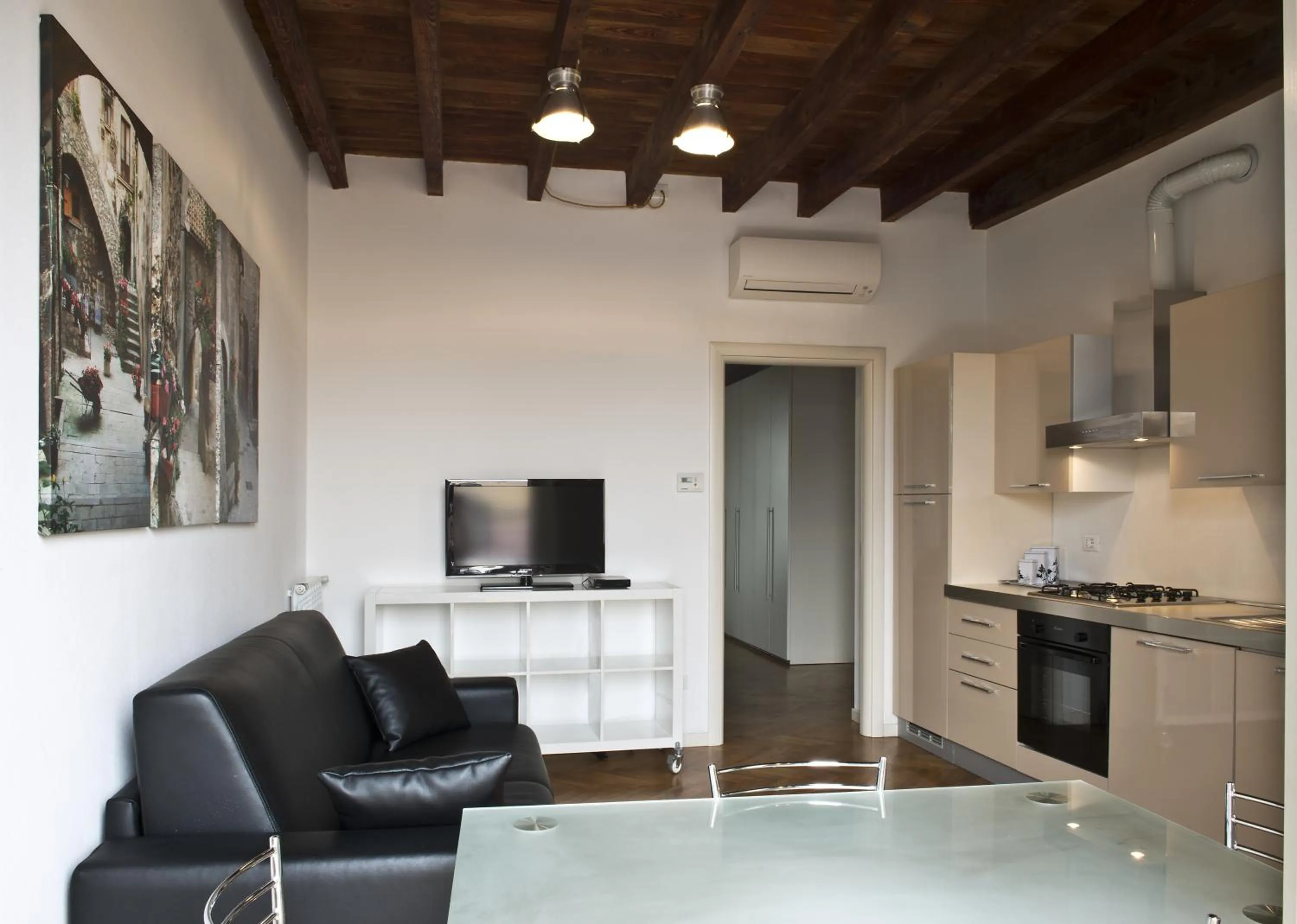 Kitchen or kitchenette in La Maison del Capestrano