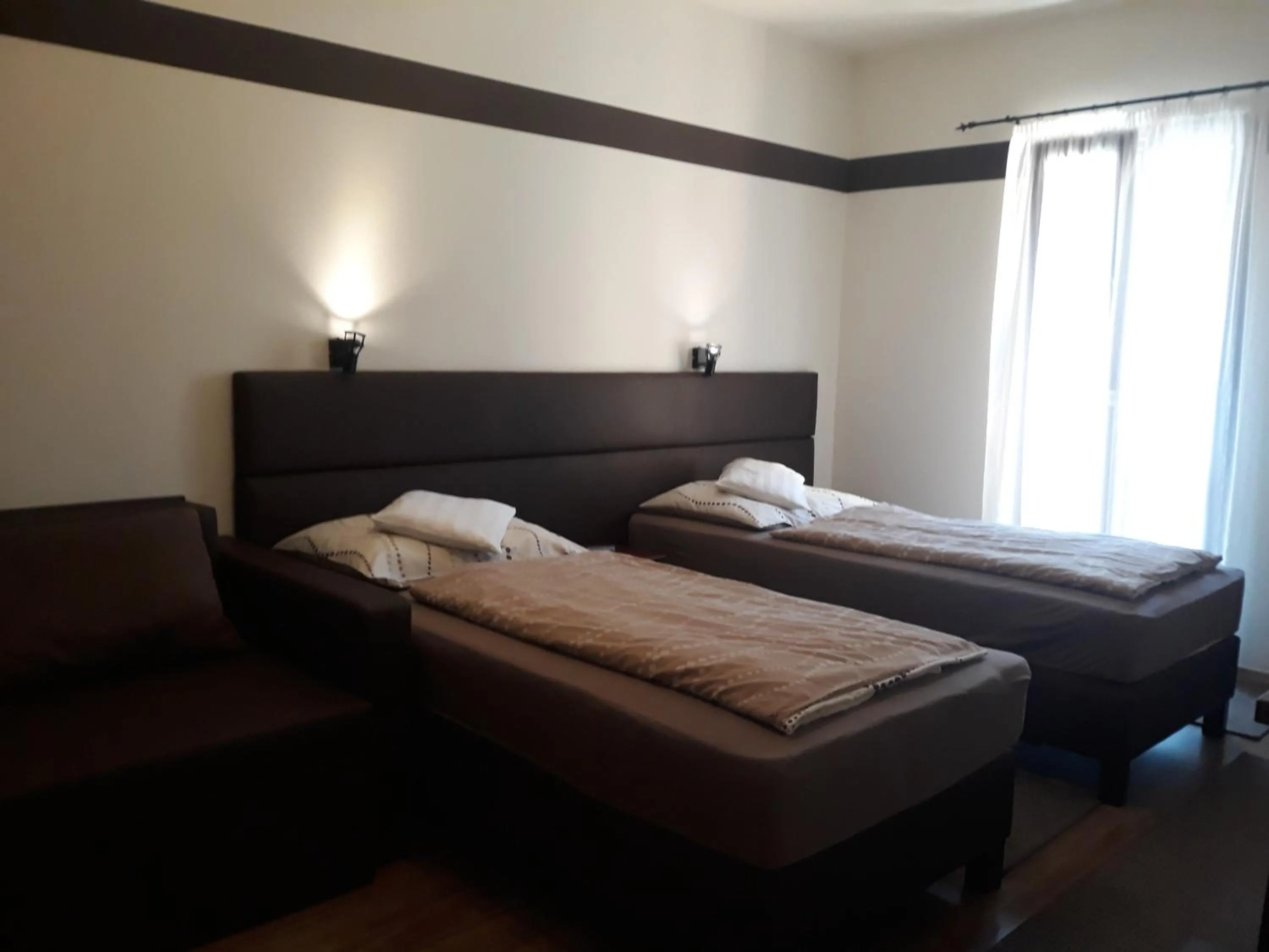 Bed in Decsi Vendégház