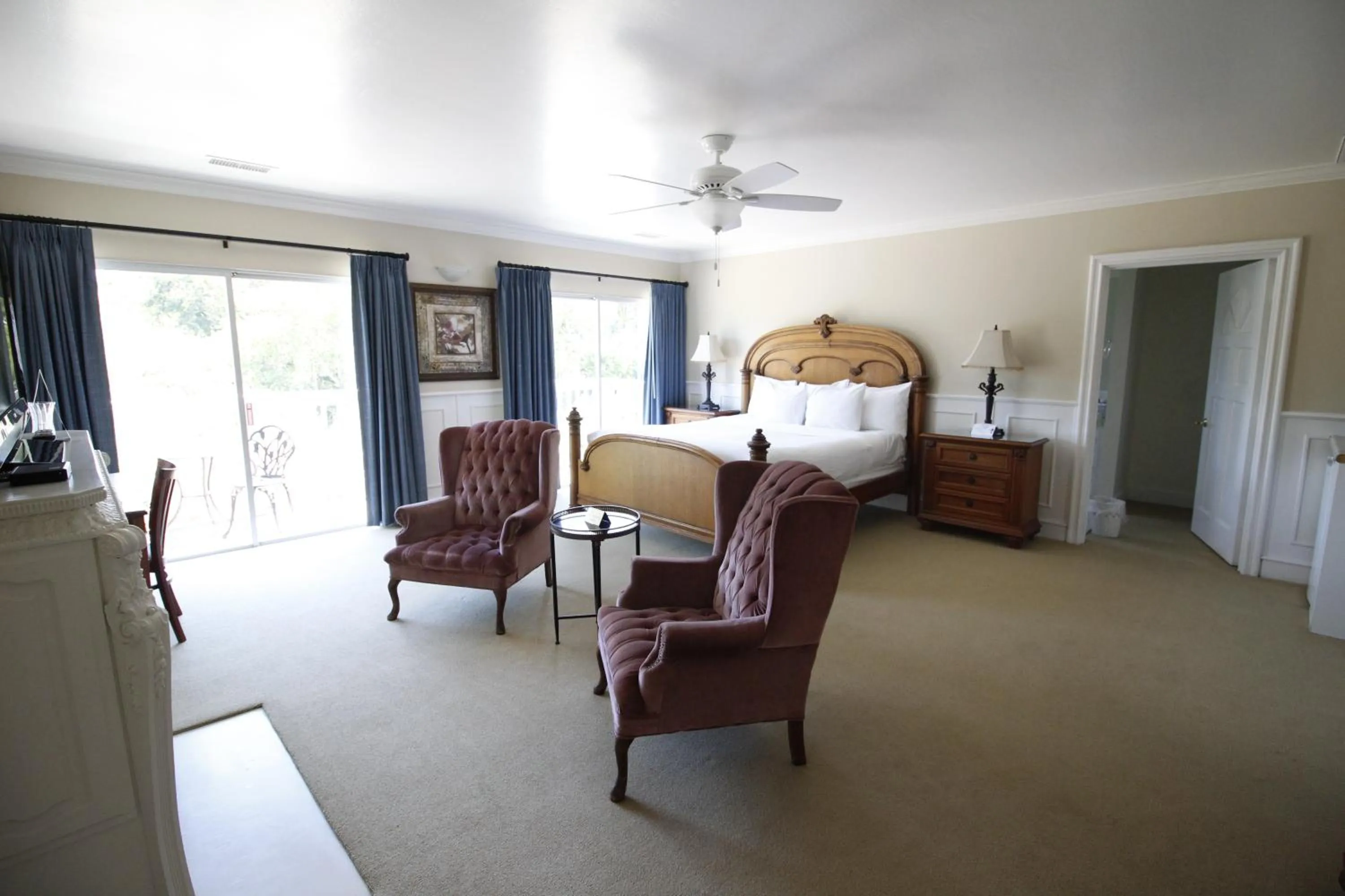 Seating area in The Rigdon House