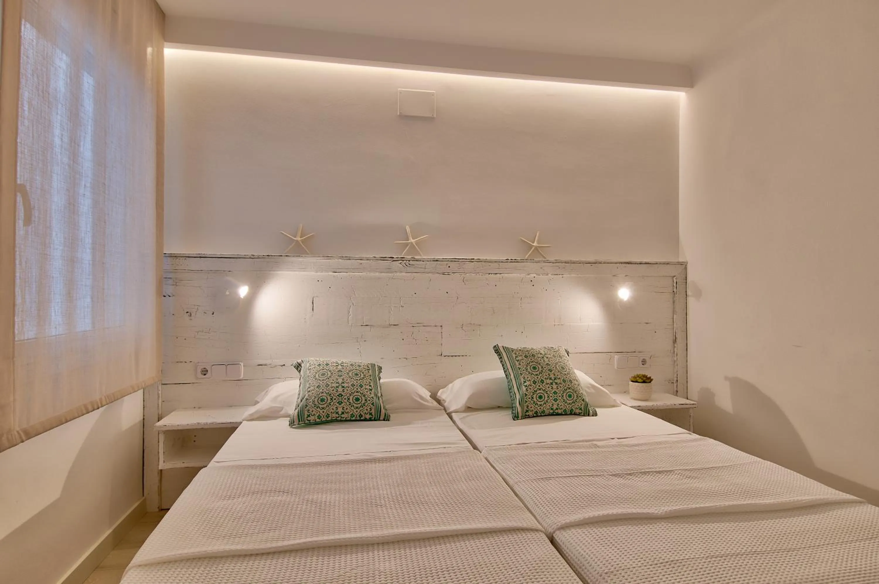 Bed in Llafranc Centre, Totally Refurbished