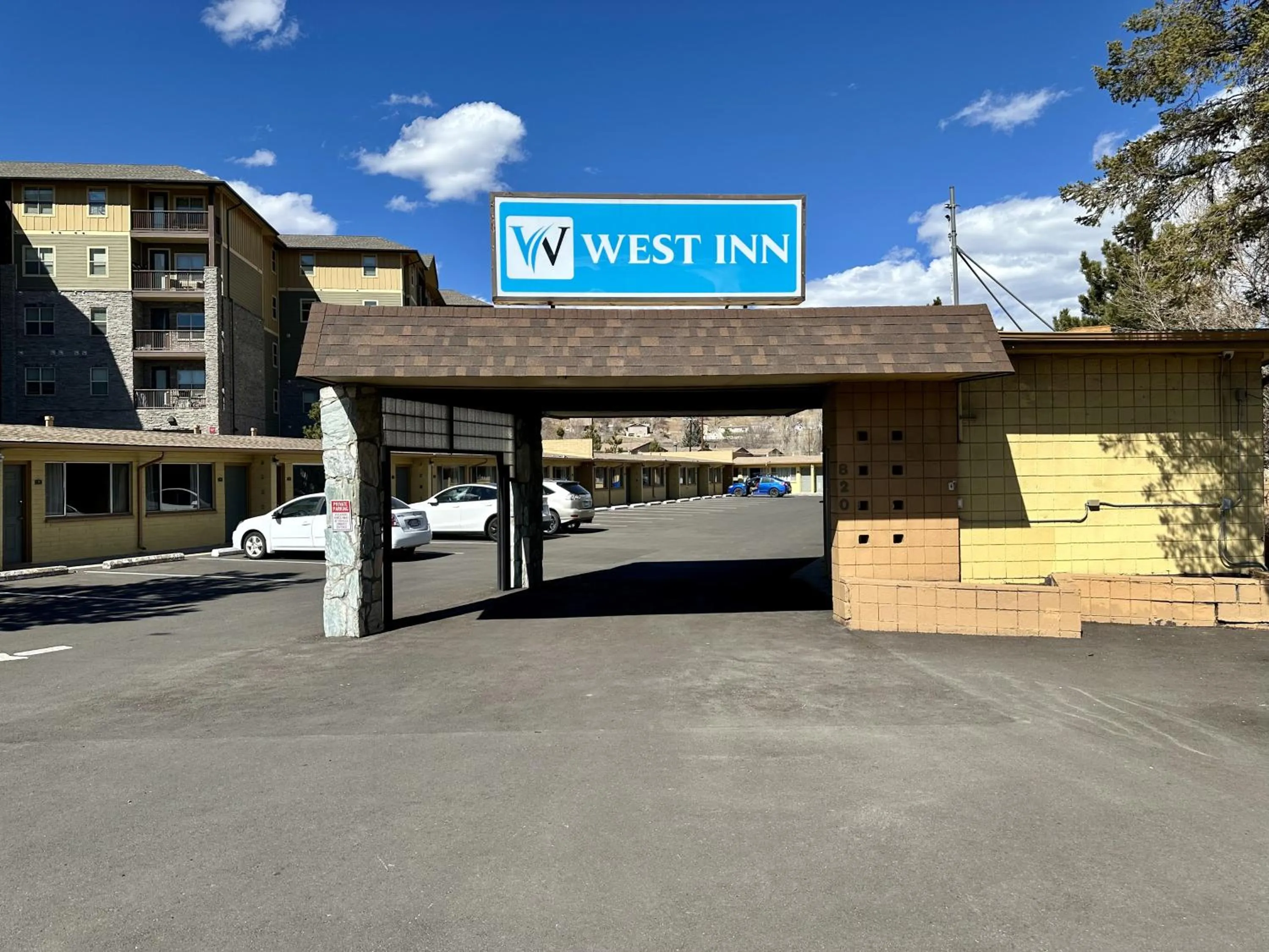 West Inn NAU - Downtown Flagstaff