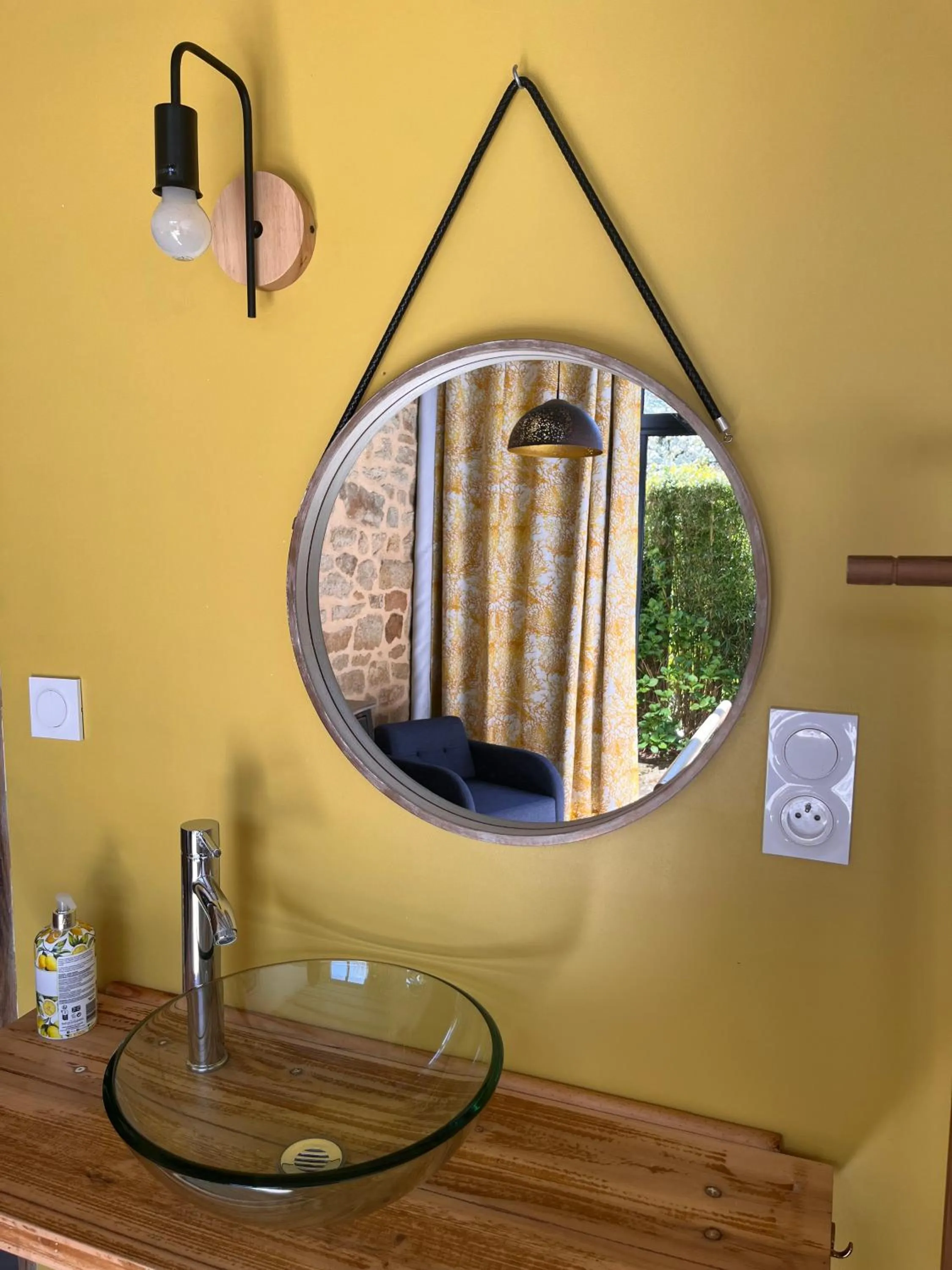 Decorative detail in La Sellerie