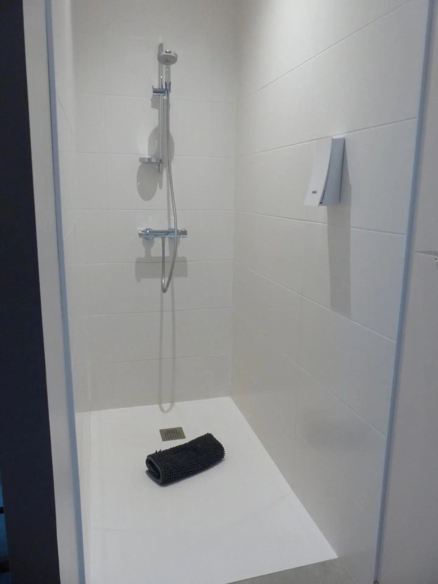 Shower in La Sellerie