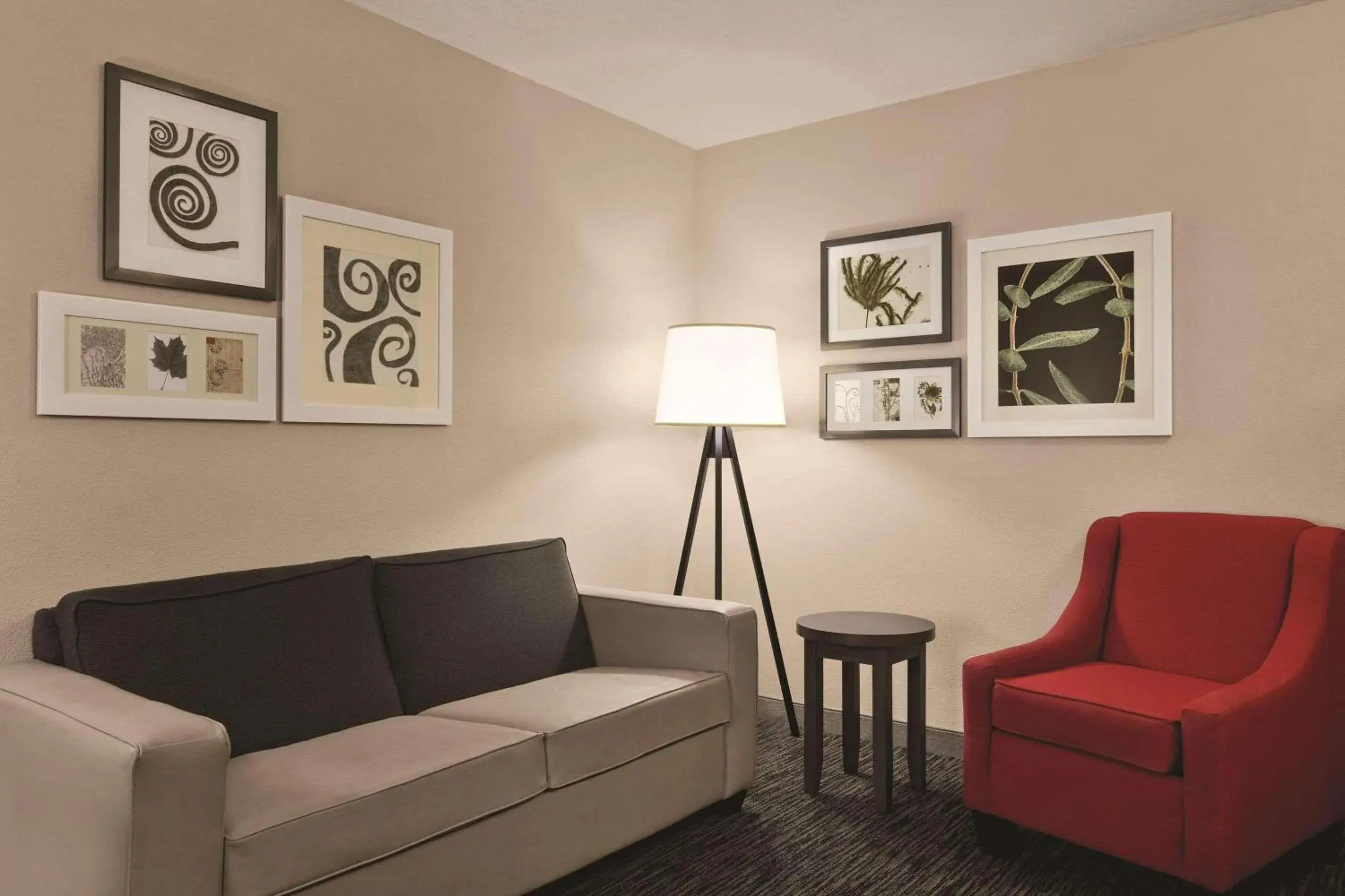 Bedroom in Country Inn & Suites by Radisson, Tampa-Brandon, FL Bedroom in Country Inn & Suites by Radisson, Tampa-Brandon, FL