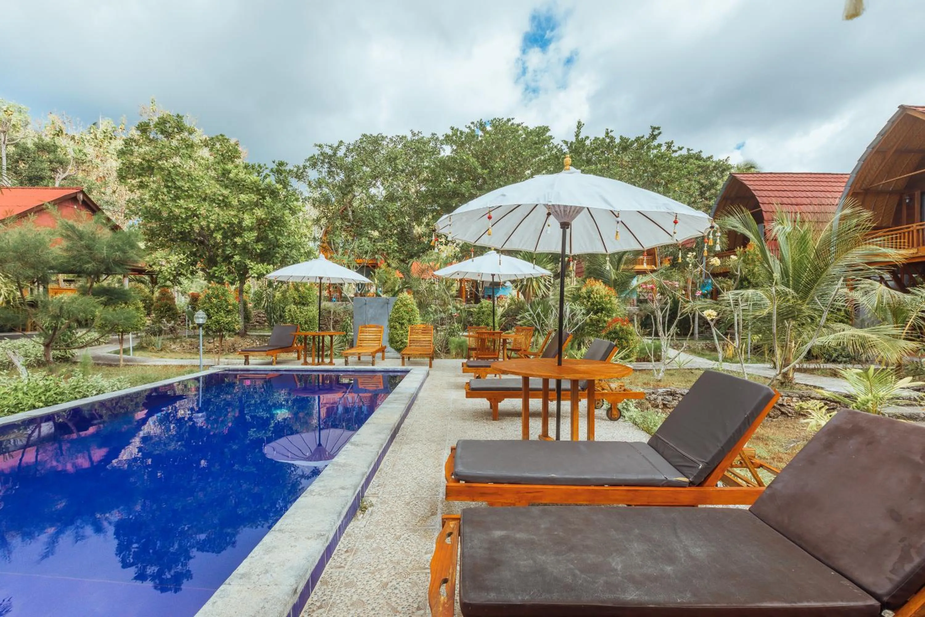 Swimming pool in Kubu Sental Cottage