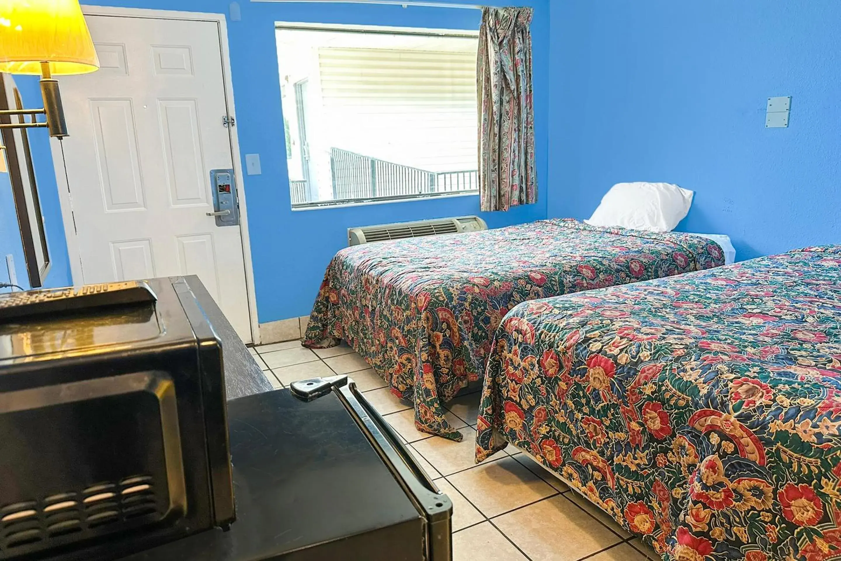 Standard Queen Room with Two Queen Beds in Luxury Inn By OYO Albany Standard Queen Room with Two Queen Beds in Luxury Inn By OYO Albany