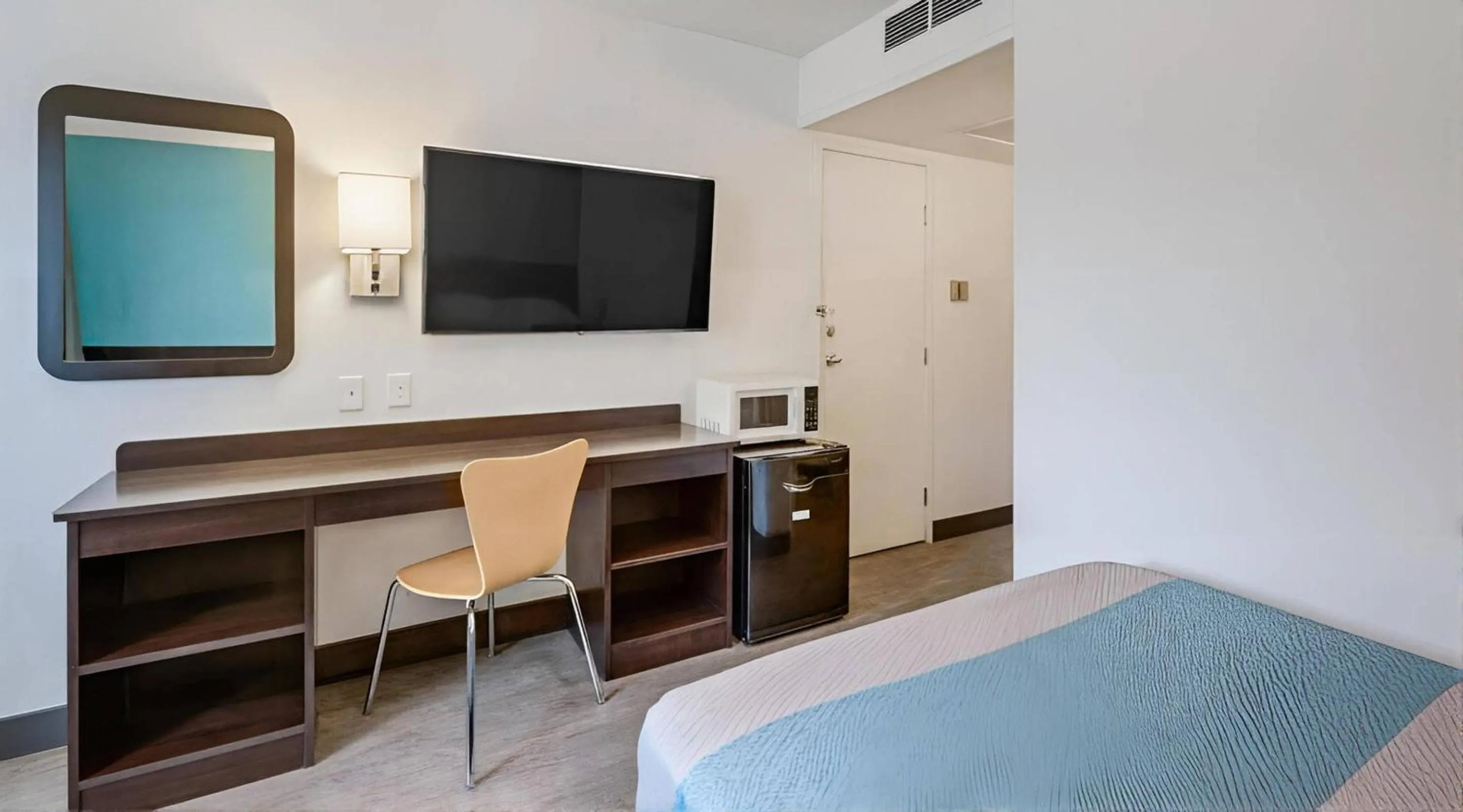 Bedroom, Bed in Park Inn by Radisson, Winnemucca