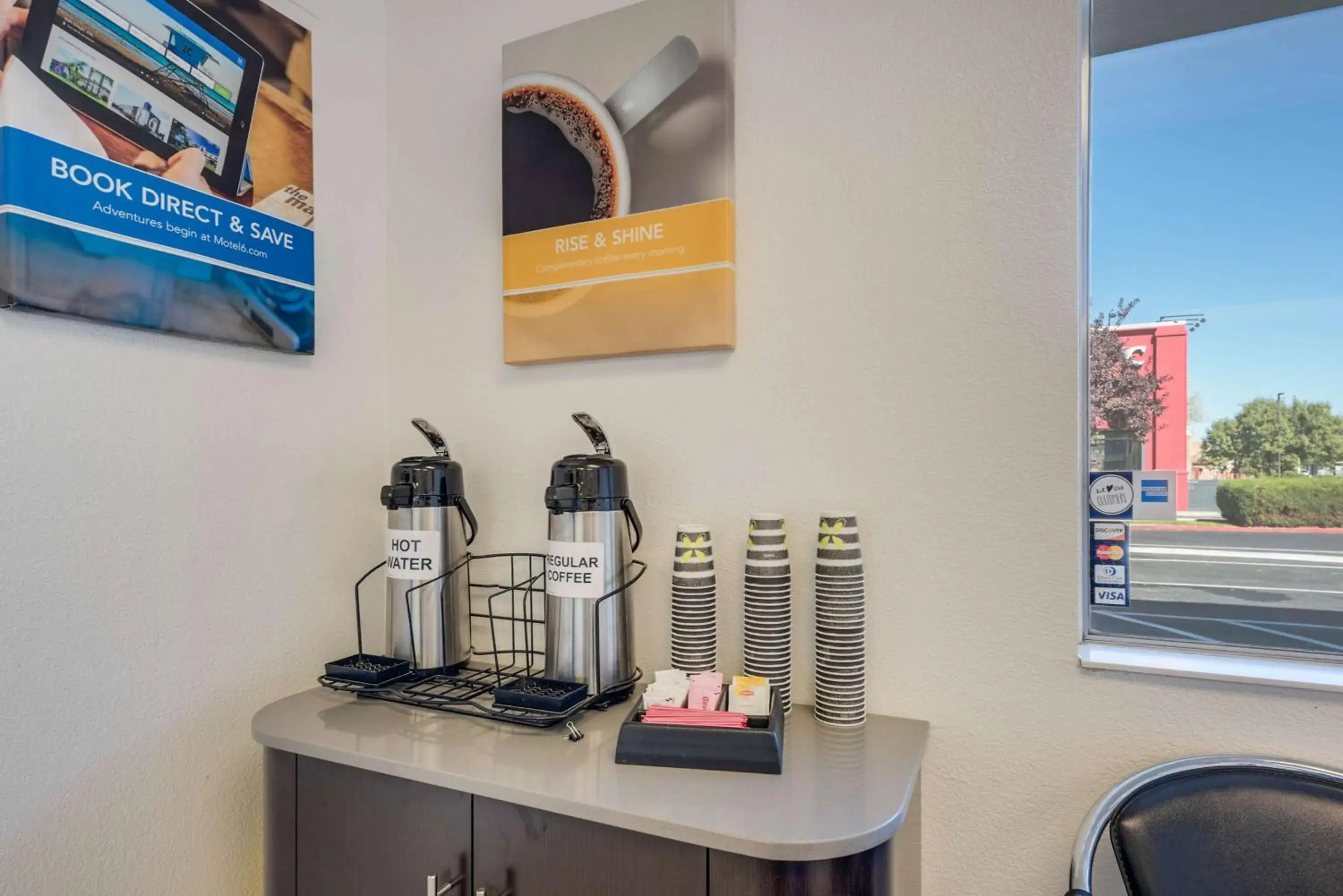 Restaurant/places to eat in Motel 6-Winnemucca, NV Restaurant/places to eat in Motel 6-Winnemucca, NV