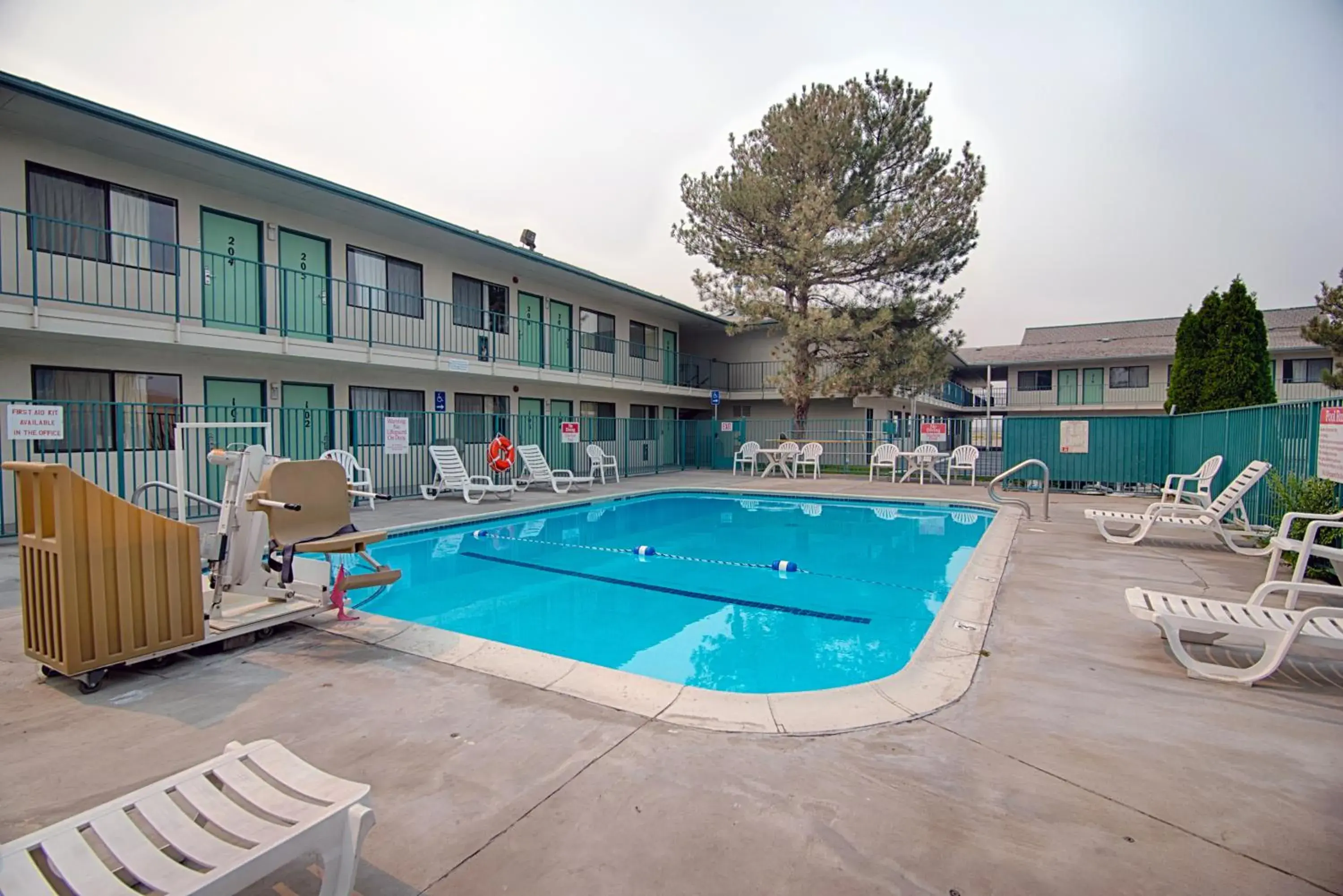 Swimming pool in Motel 6-Winnemucca, NV Swimming pool in Motel 6-Winnemucca, NV
