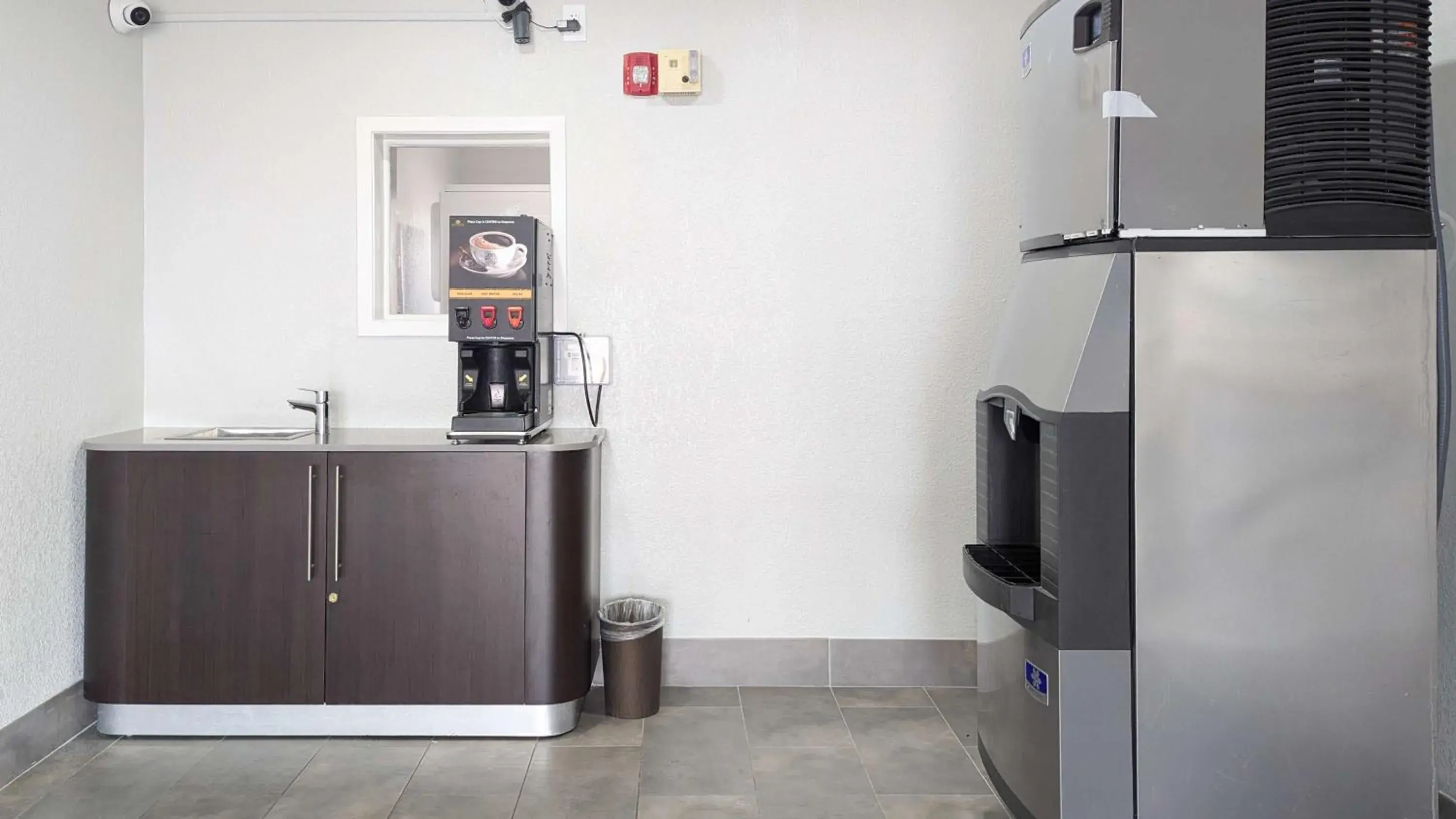 Restaurant/places to eat in Motel 6-Victoria, TX Restaurant/places to eat in Motel 6-Victoria, TX