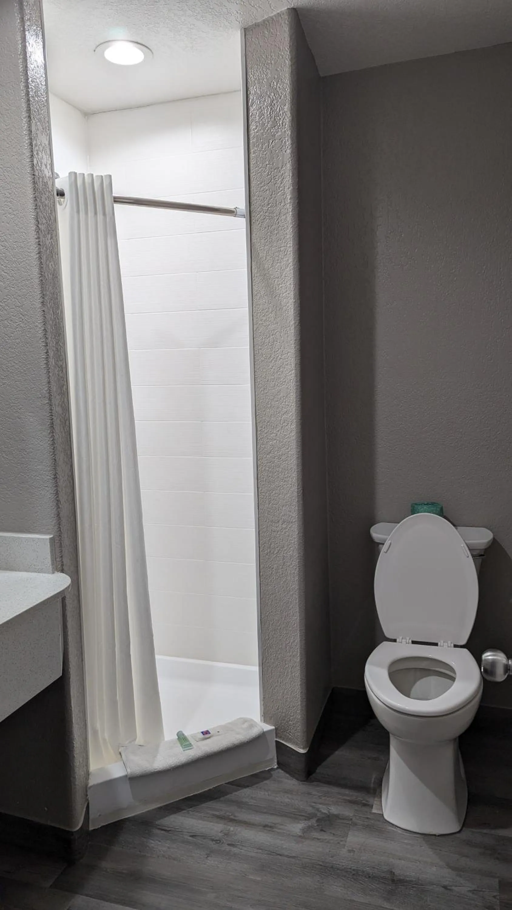 Shower in Motel 6-Victoria, TX