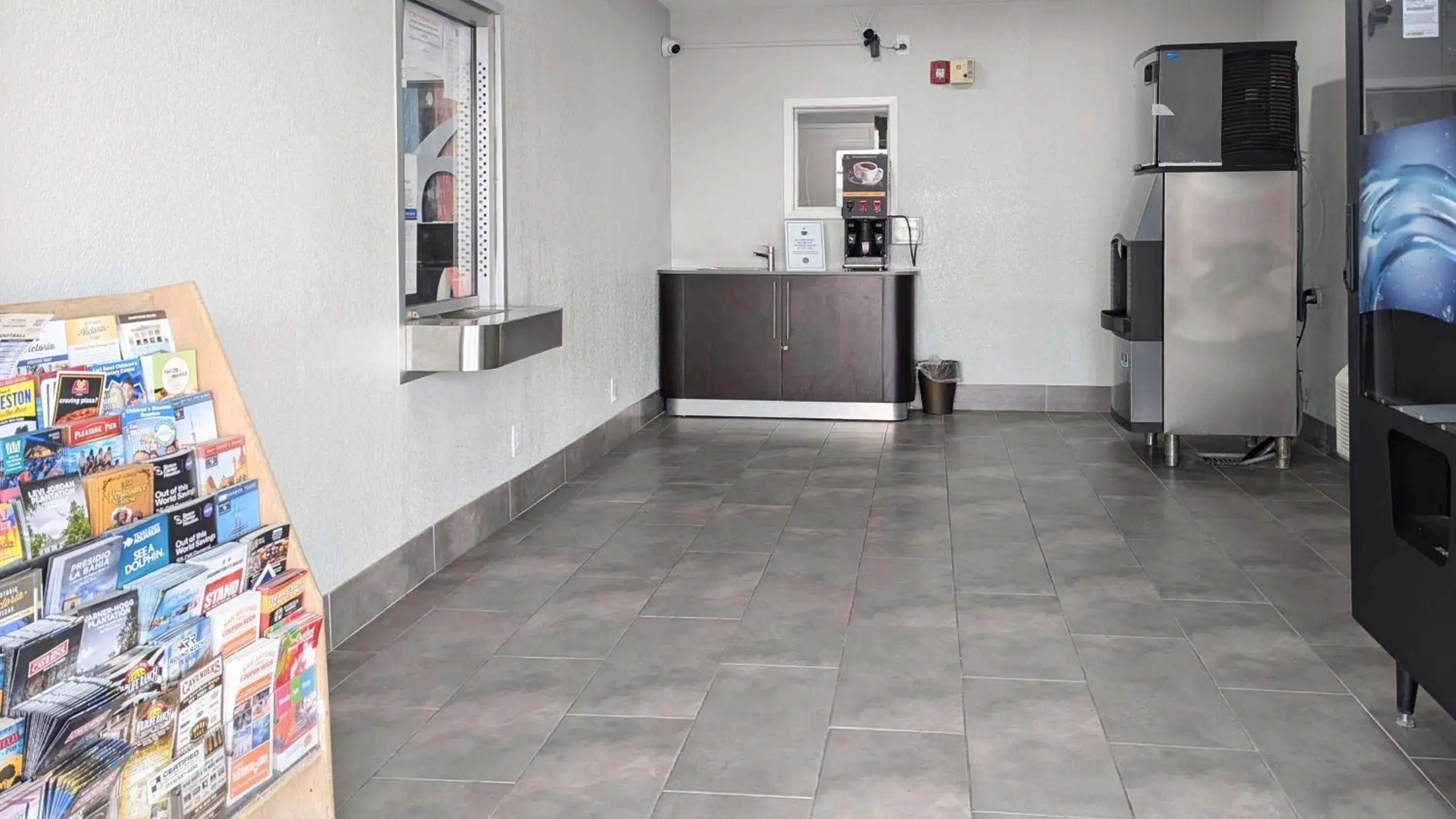 Lobby or reception in Motel 6-Victoria, TX Lobby or reception in Motel 6-Victoria, TX