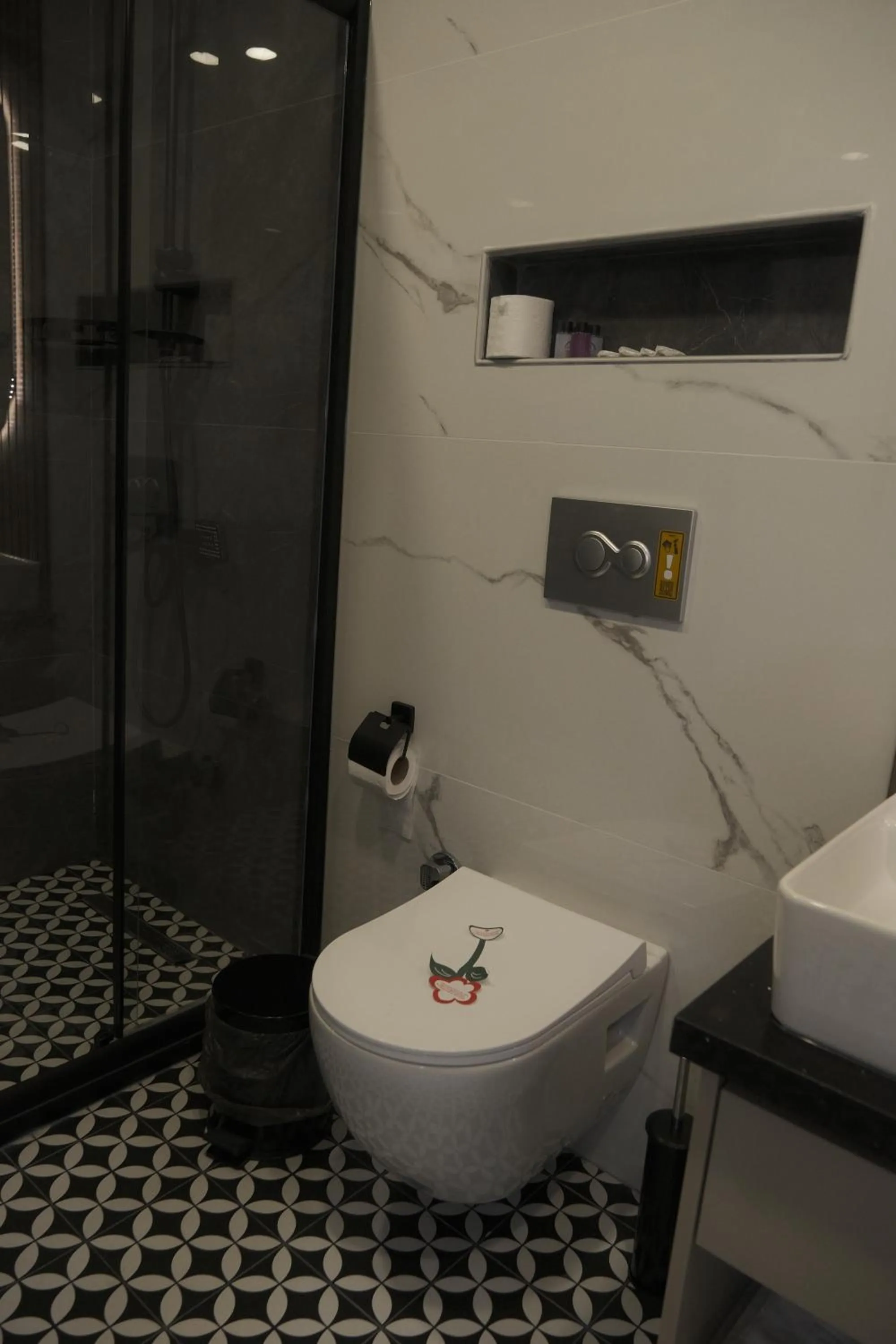 Toilet in Florya House Hotel