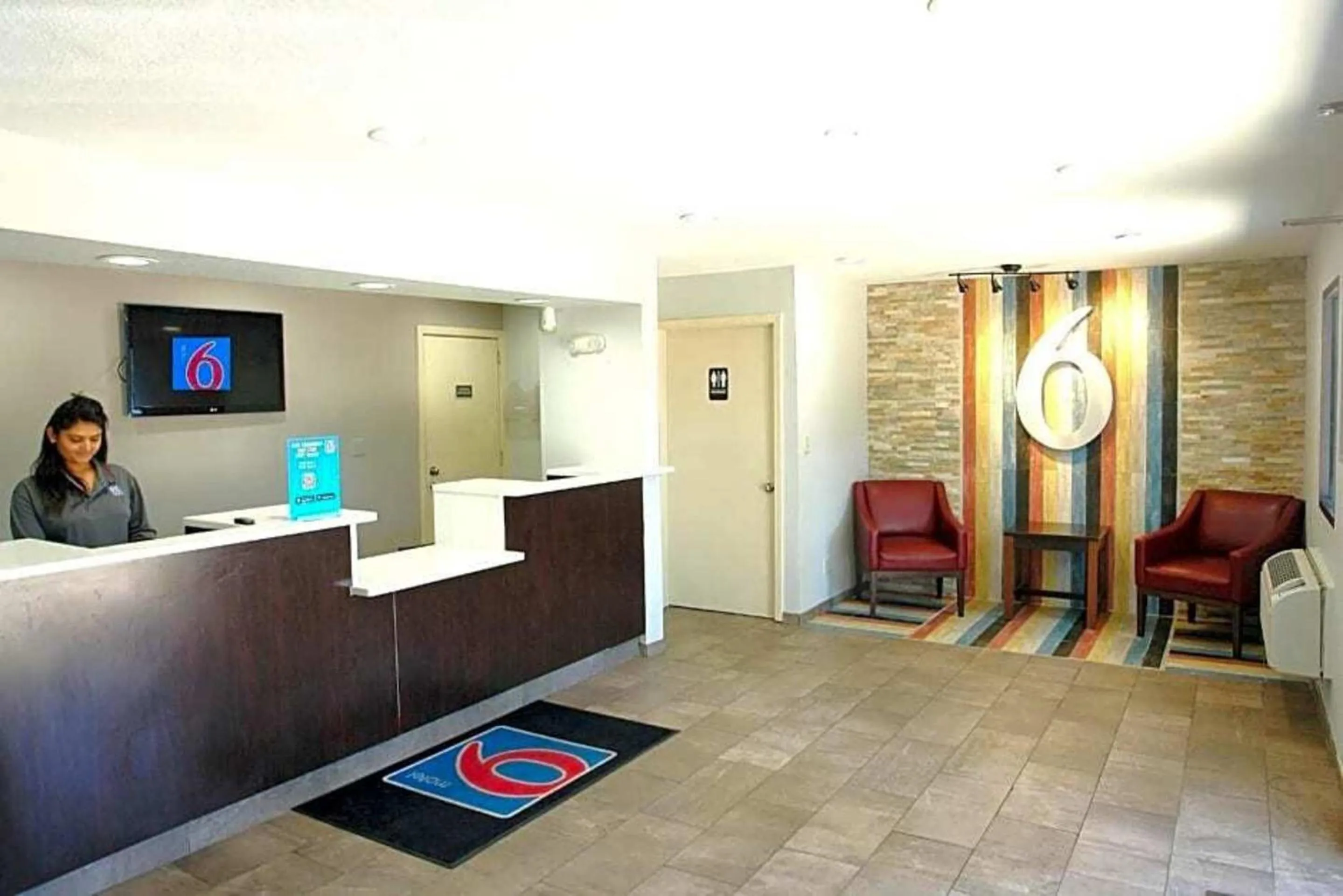 Lobby or reception in Motel 6 Hattiesburg, MS