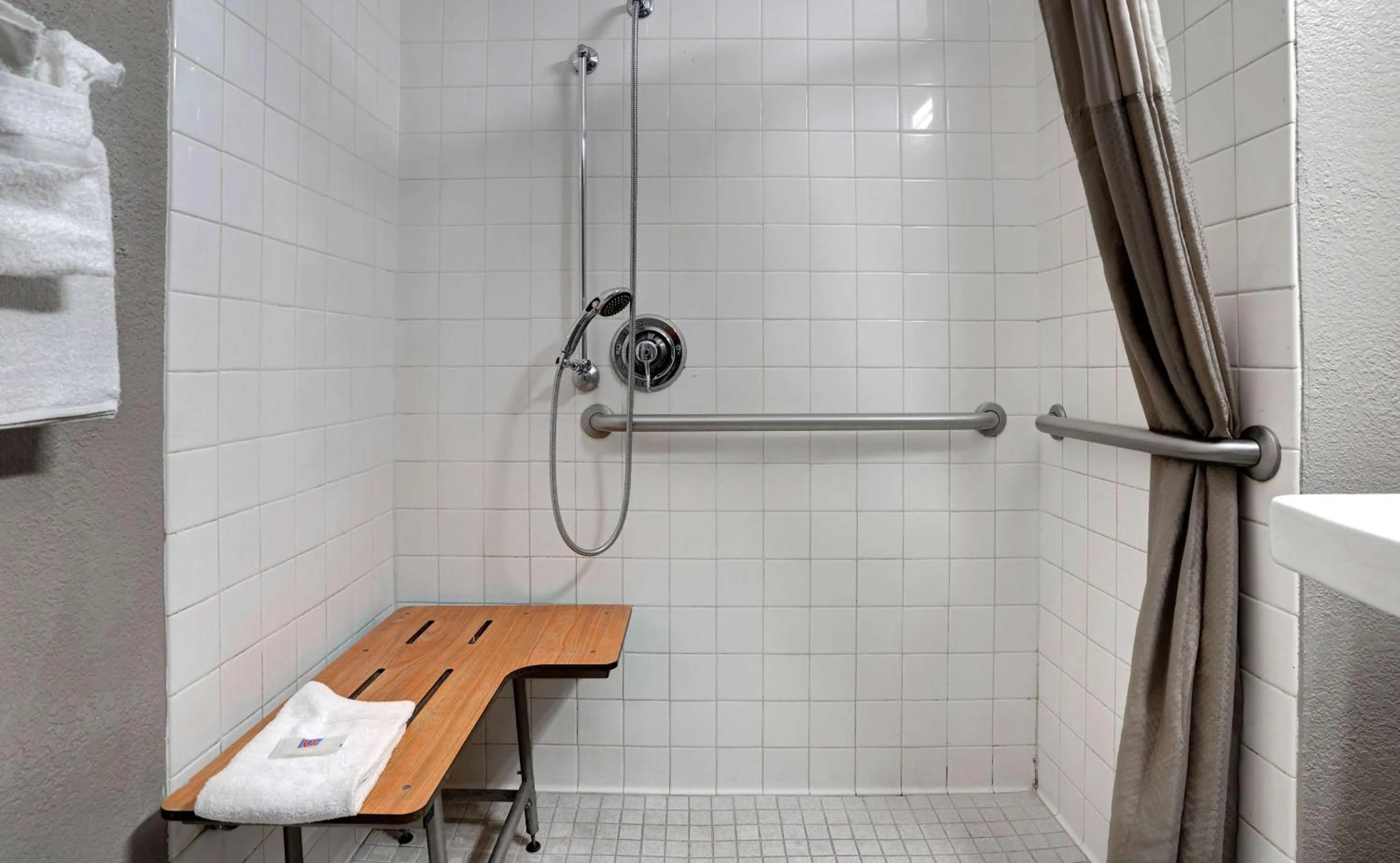 Bathroom in Motel 6-Bakersfield, CA - South