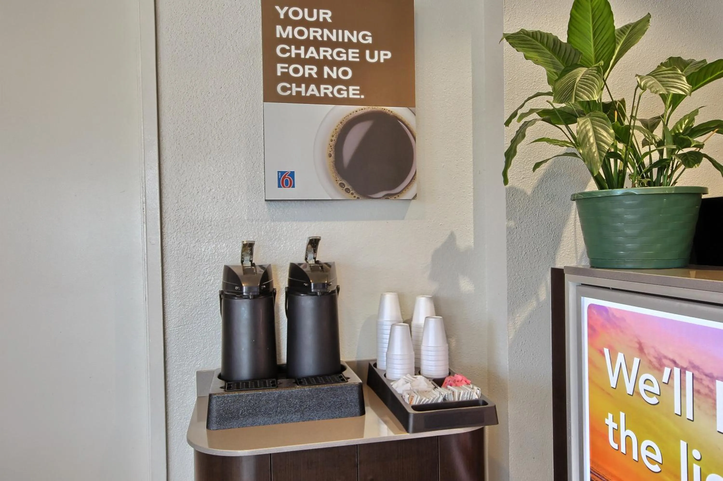 Coffee/tea facilities in Motel 6-Tulare, CA