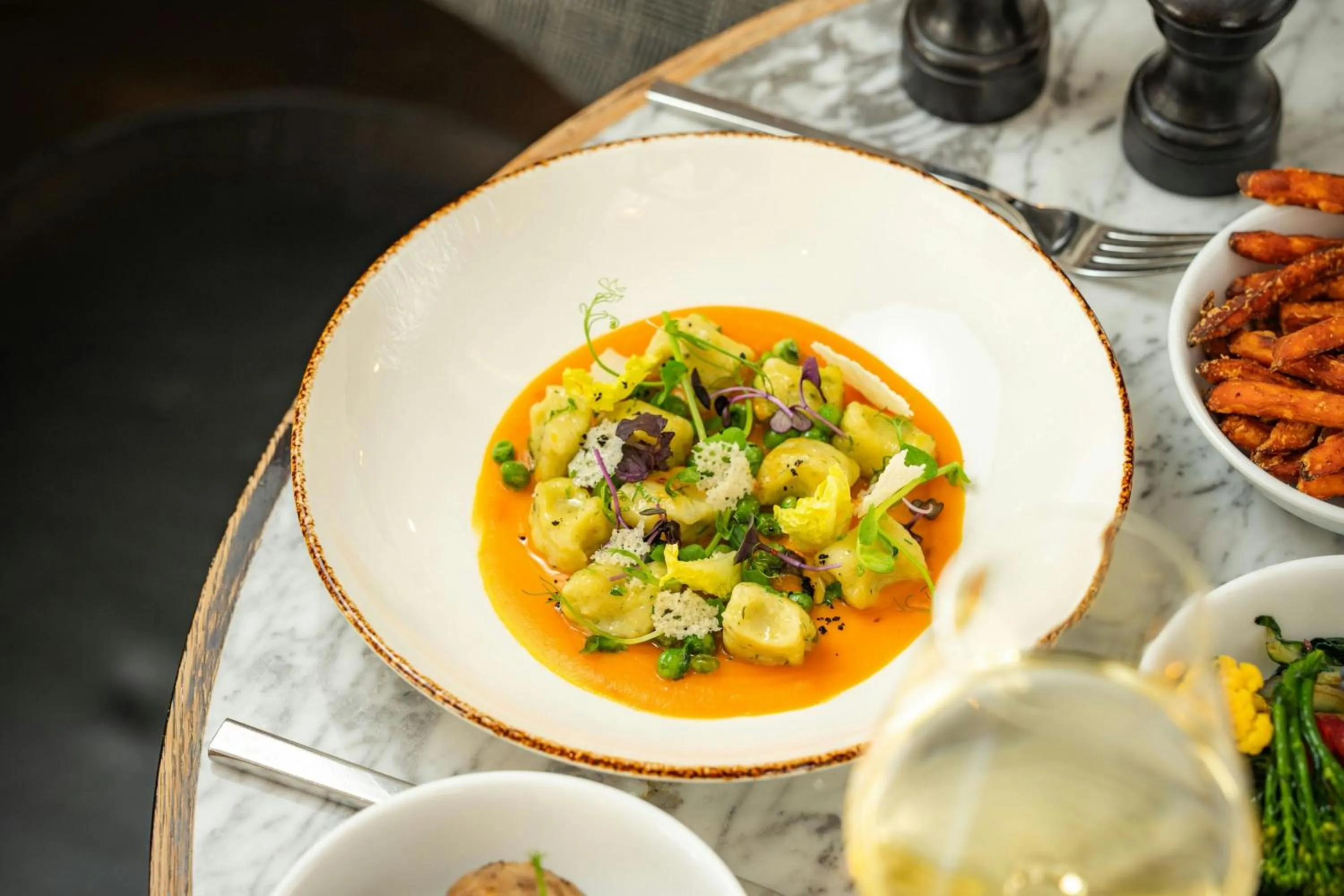 Restaurant/places to eat in London Marriott Hotel Park Lane