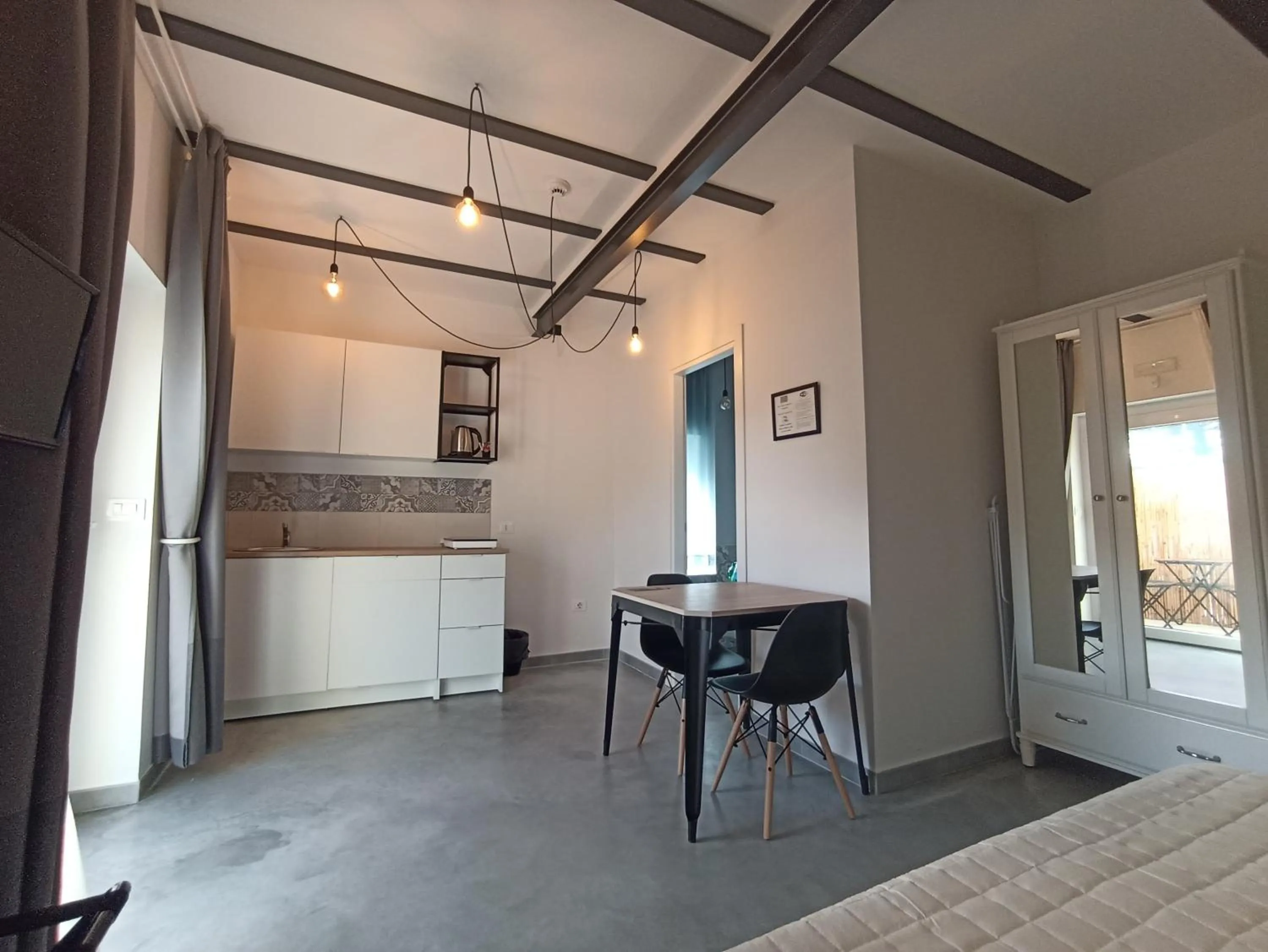 Kitchen or kitchenette in Al Faro Bianco B&B e Residence con parcheggio