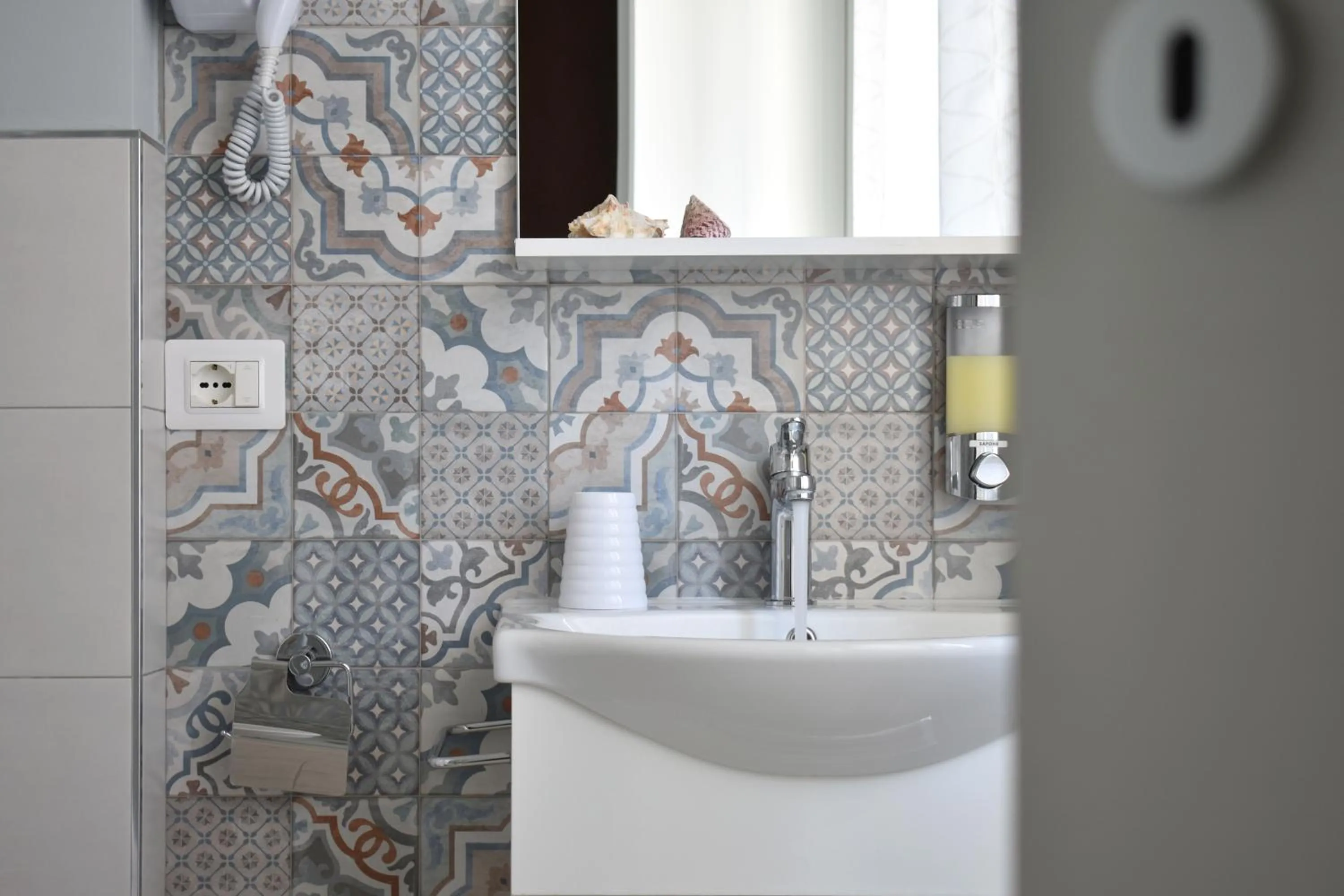 Bathroom in Al Faro Bianco B&B e Residence con parcheggio