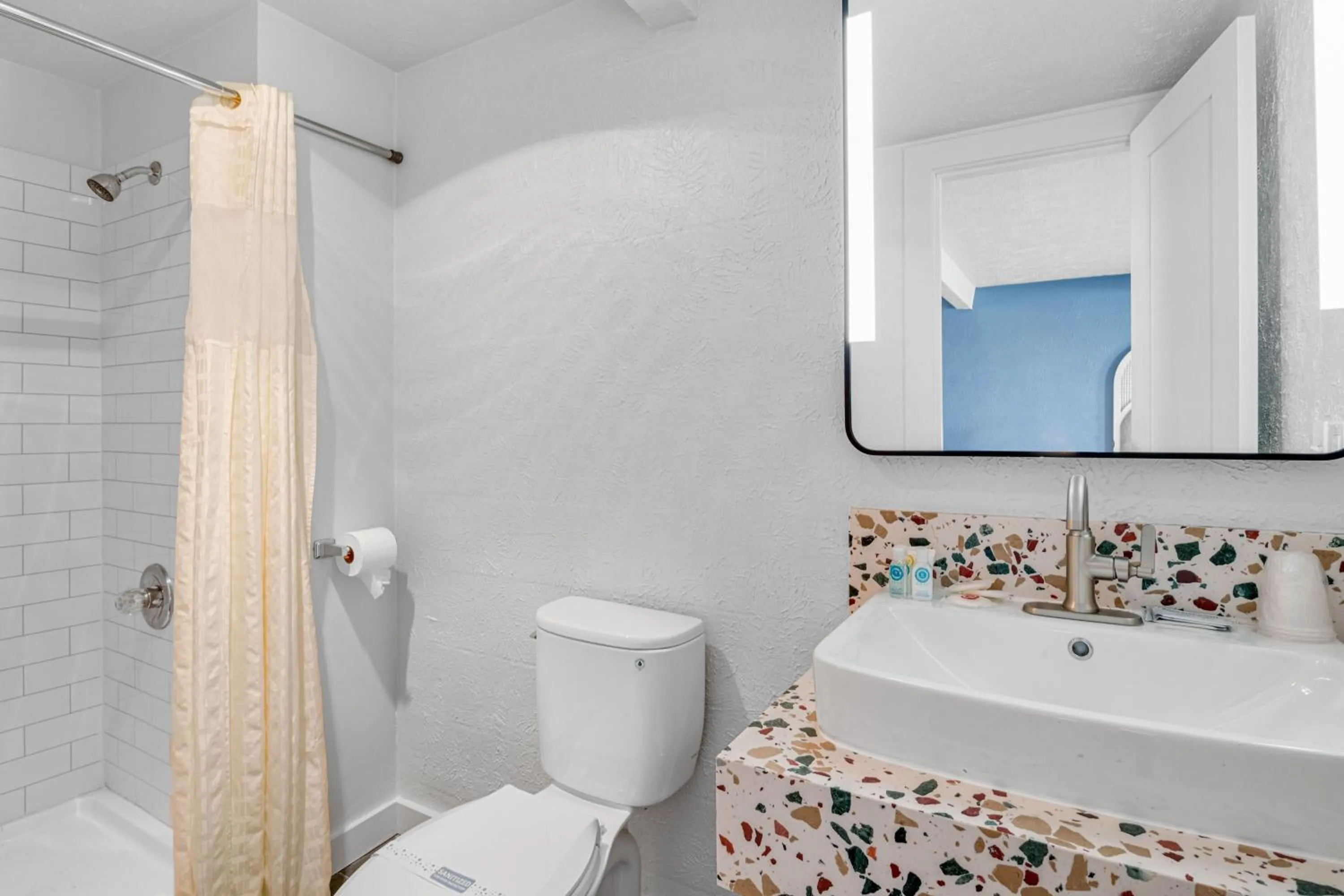 Bathroom in Seagull Beachfront Inn