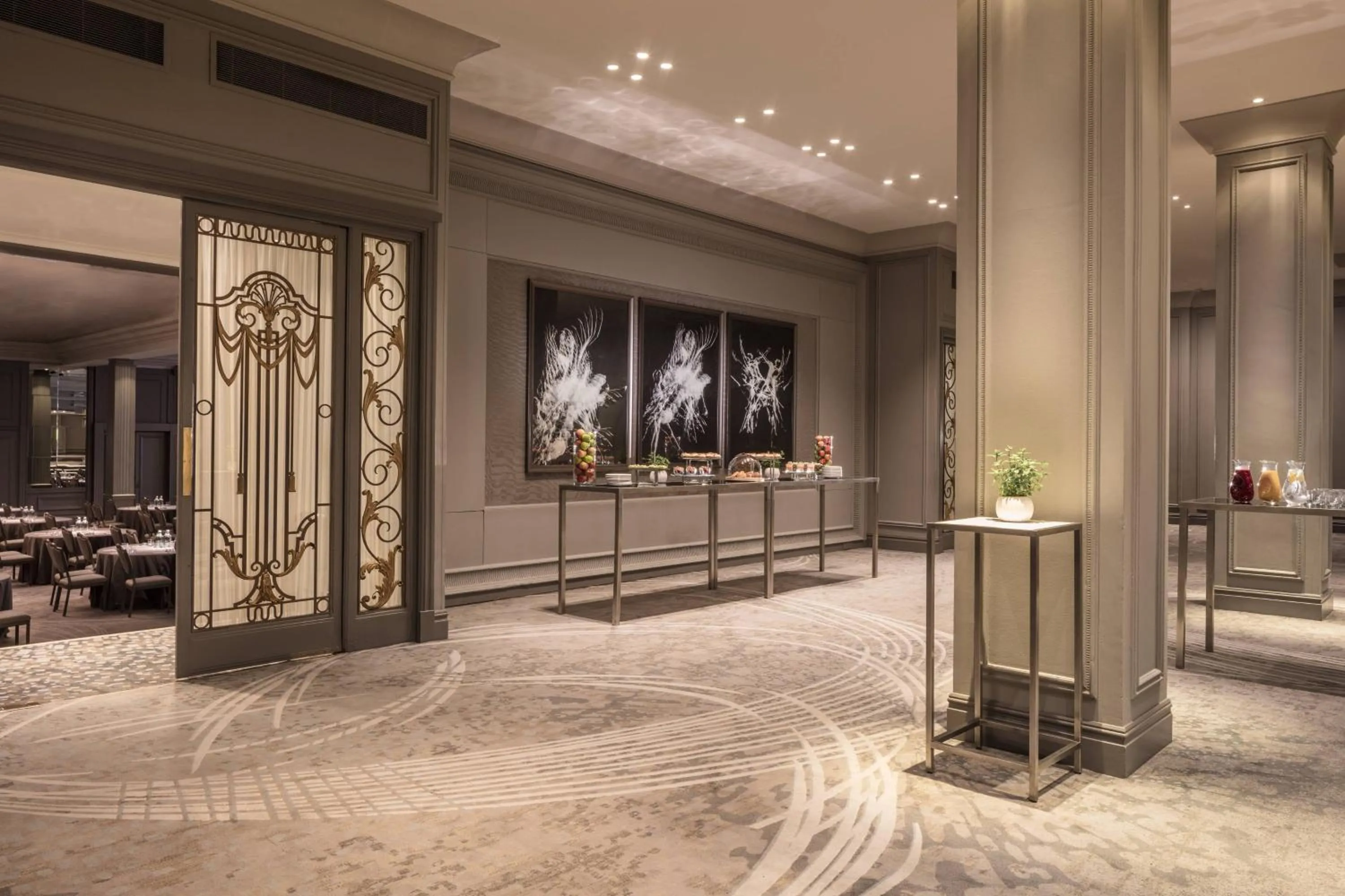 Meeting/conference room in JW Marriott Grosvenor House London